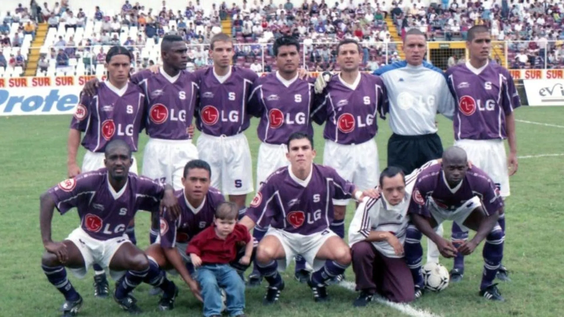 Ex-jugador del Saprissa condenado a 9 años de prisión por narcotráfico