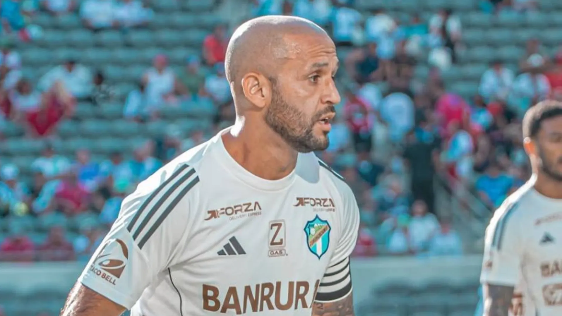 "Vamos a seguir": José Contreras confirma la noticia más esperada por Comunicaciones sobre su futuro