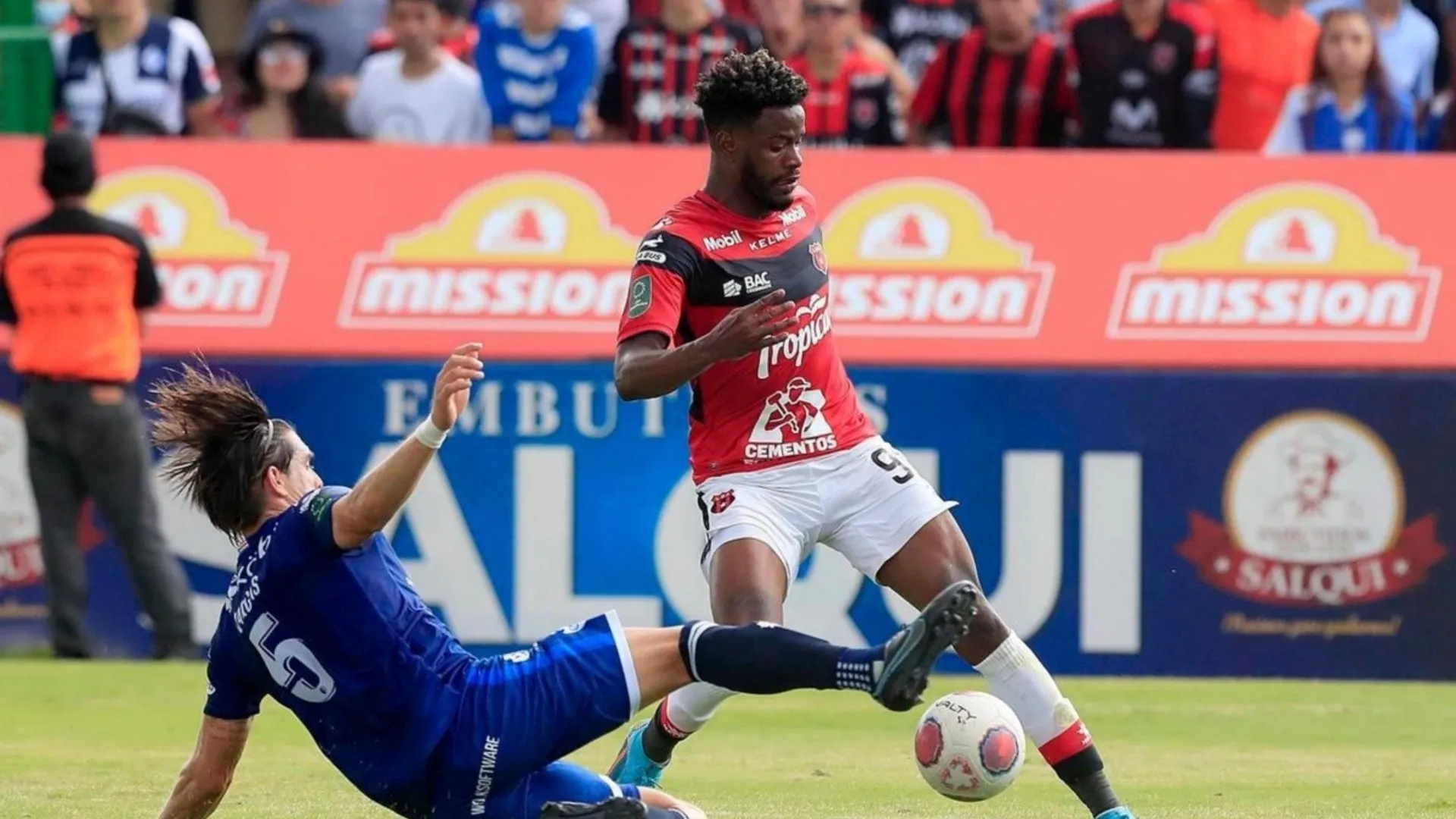 Freddy Góndola responde a lo de "el mejor extranjero de la liga de Costa Rica"