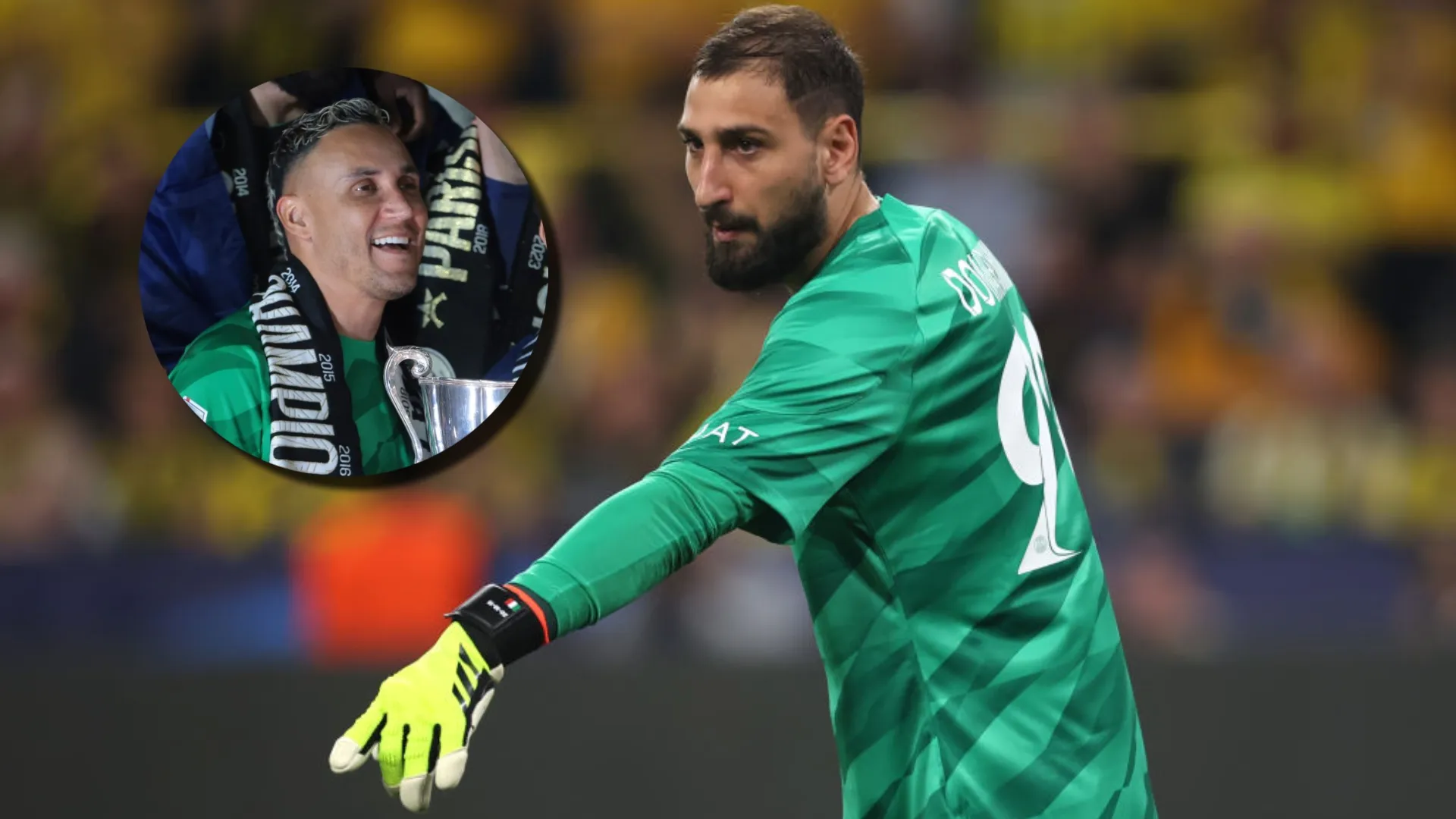 Donnarumma recibe un duro revés de un colega. (Foto: Getty Images)