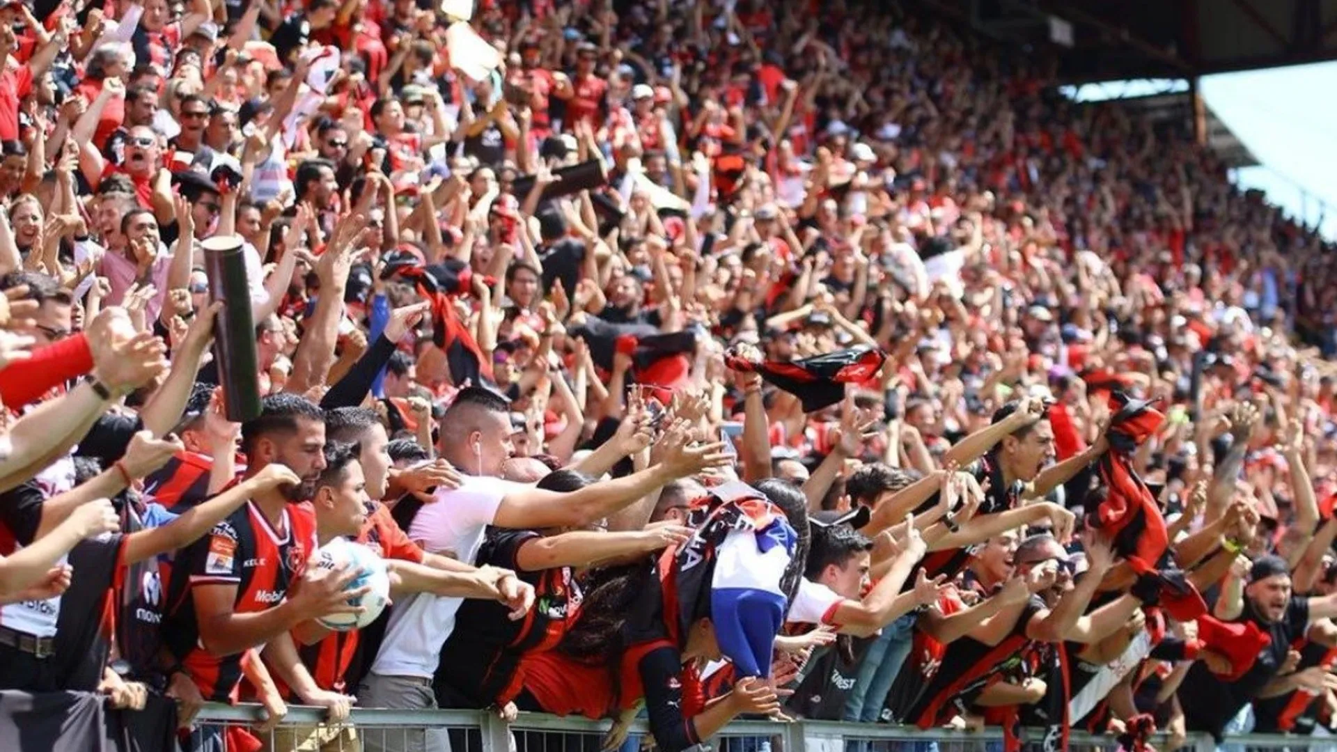 Unafut pone fecha al regreso del público en los estadios