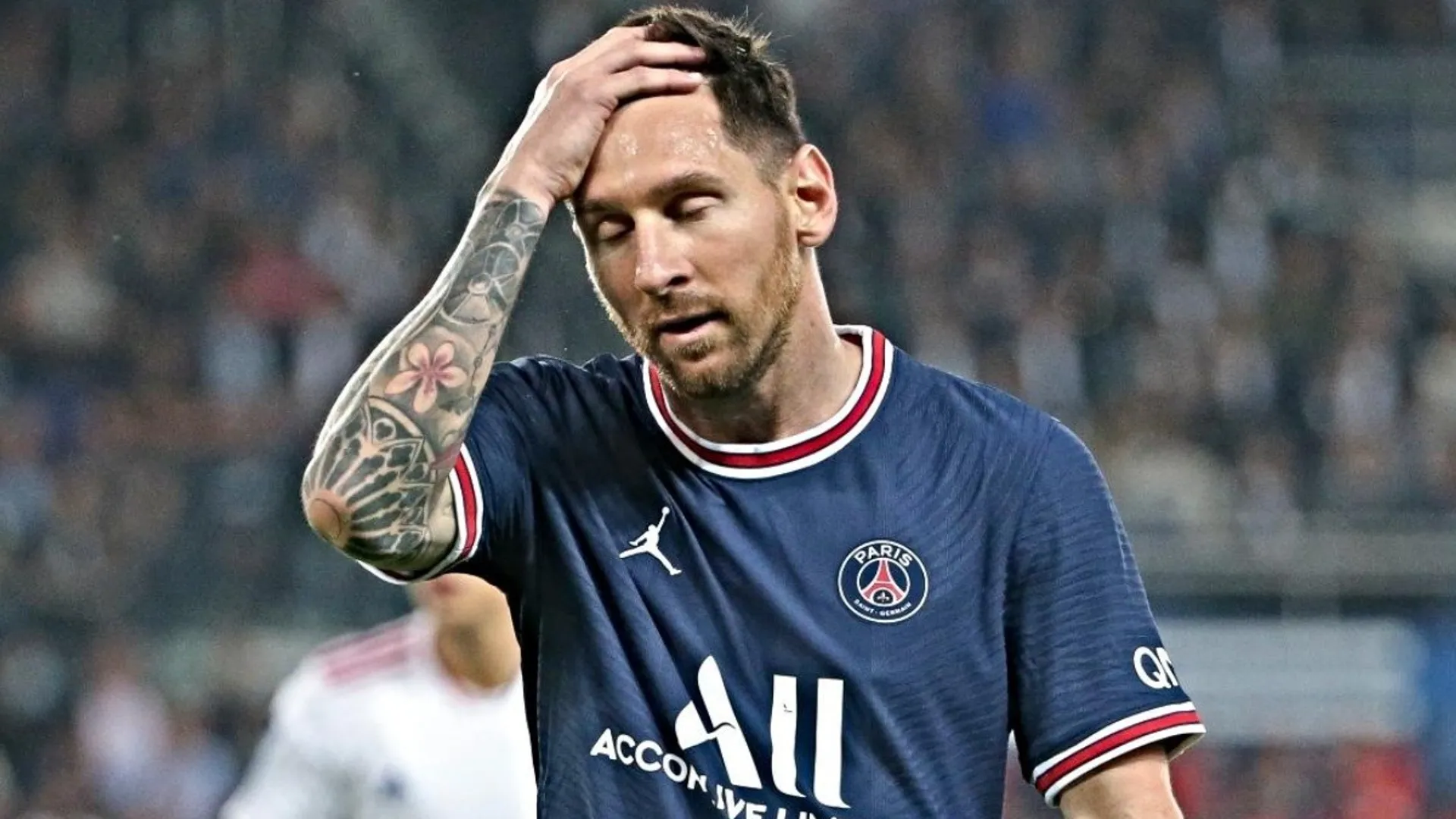 Lionel Messi está lesionado y será baja para el próximo encuentro del PSG