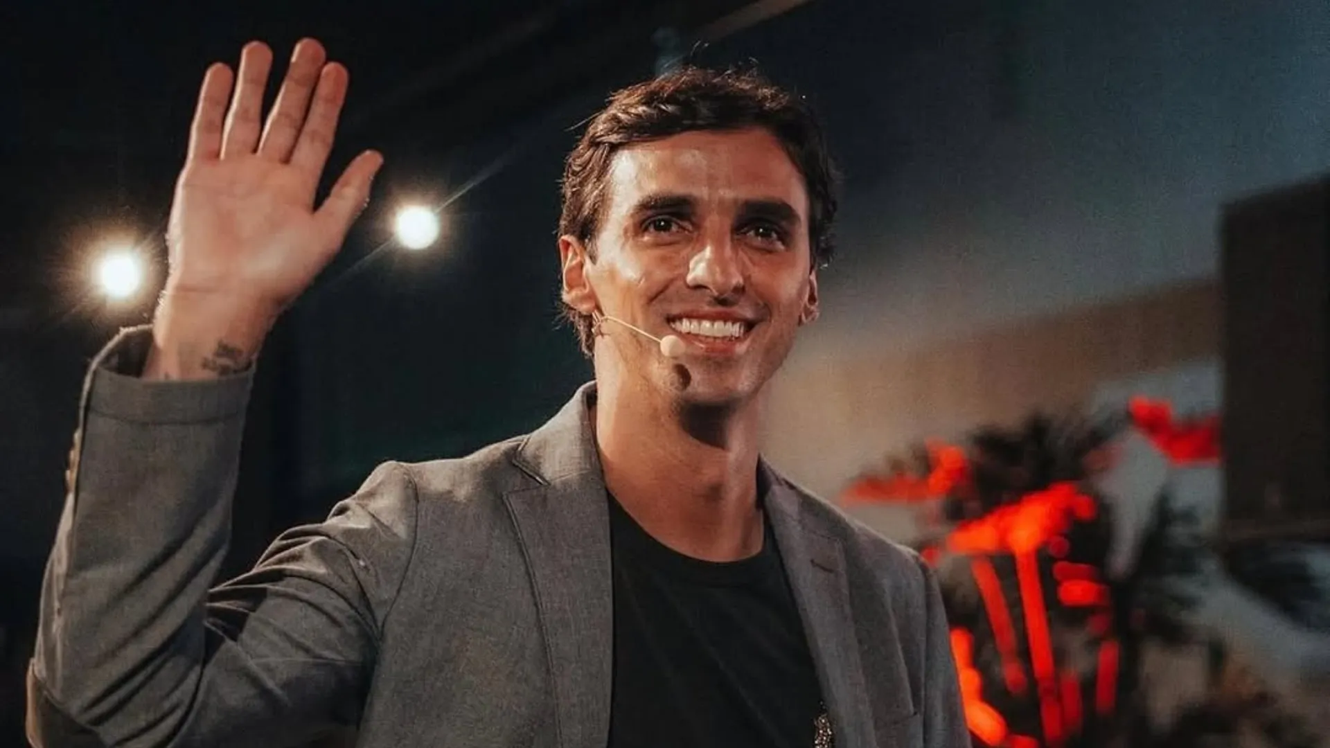 Bryan Ruiz recibe un lindo gesto desde Europa.