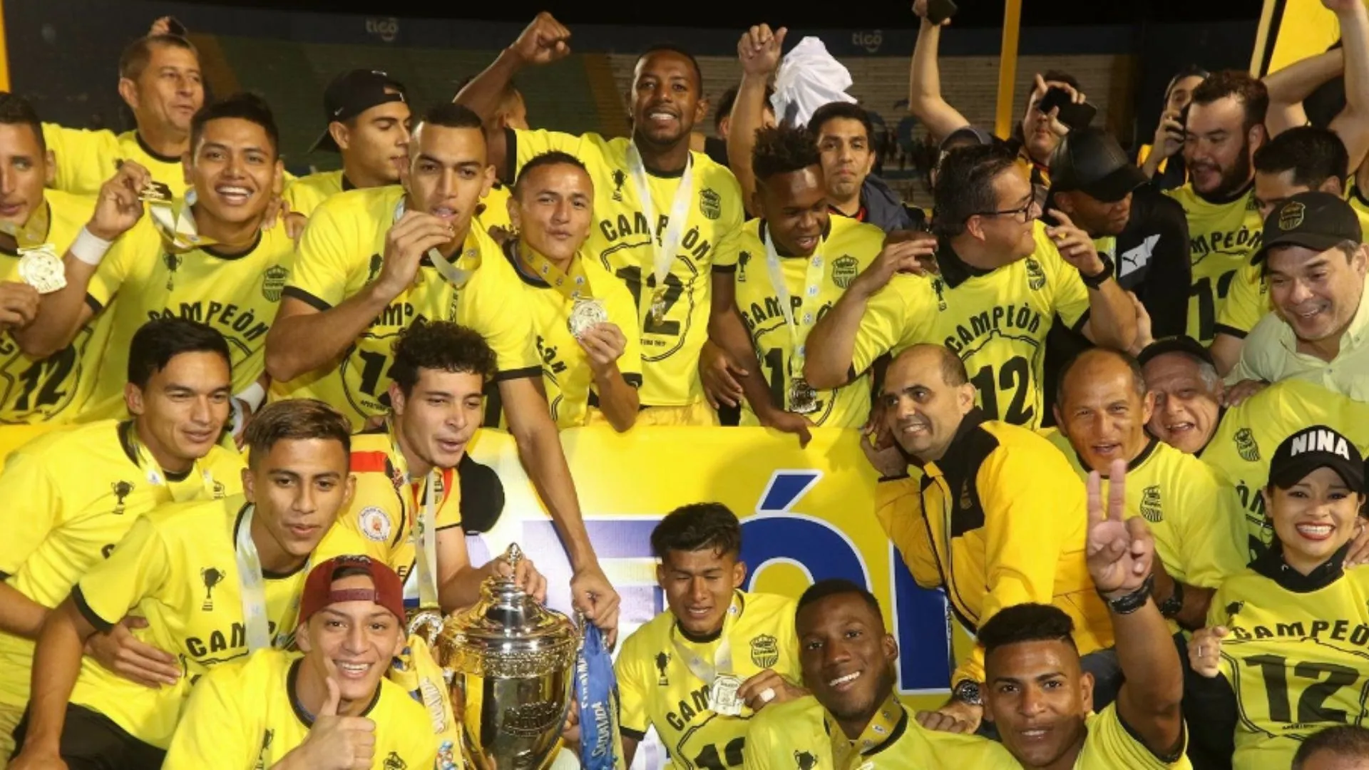 Fue campeón con Real España y dirigió a Guatemala, histórico DT que vuelve al fútbol hondureño