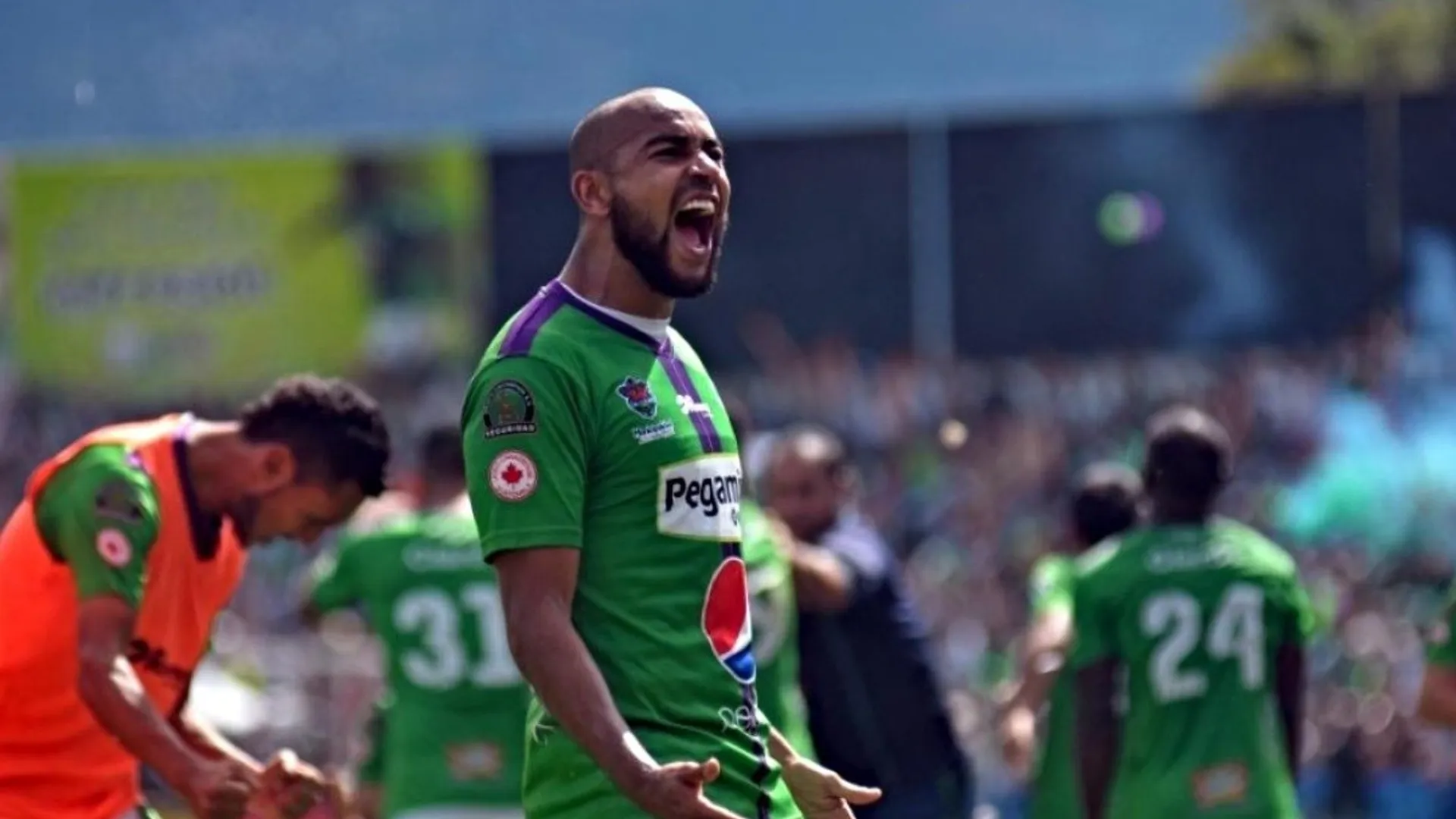 Alexander Robinson continuaría su carrera en Antigua GFC tras dejar Comunicaciones