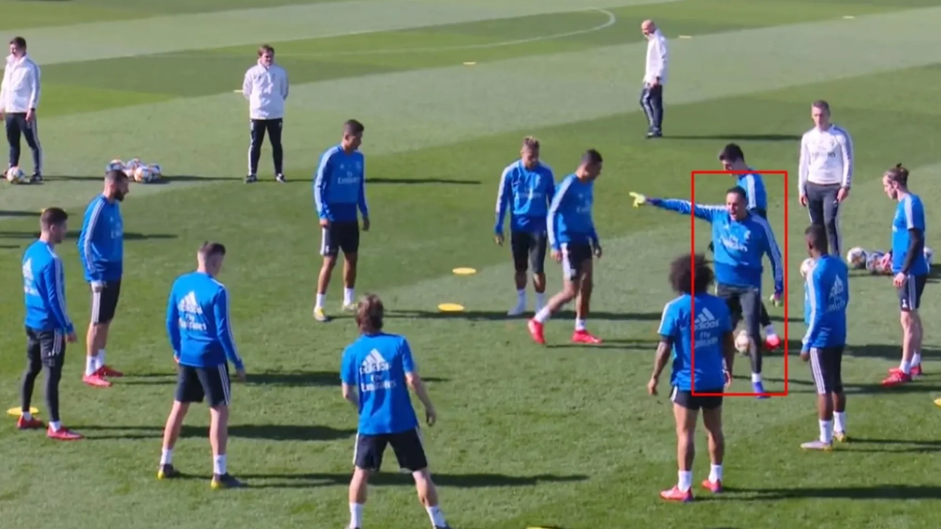 Keylor Navas ¡A lo Cristiano Ronaldo!
