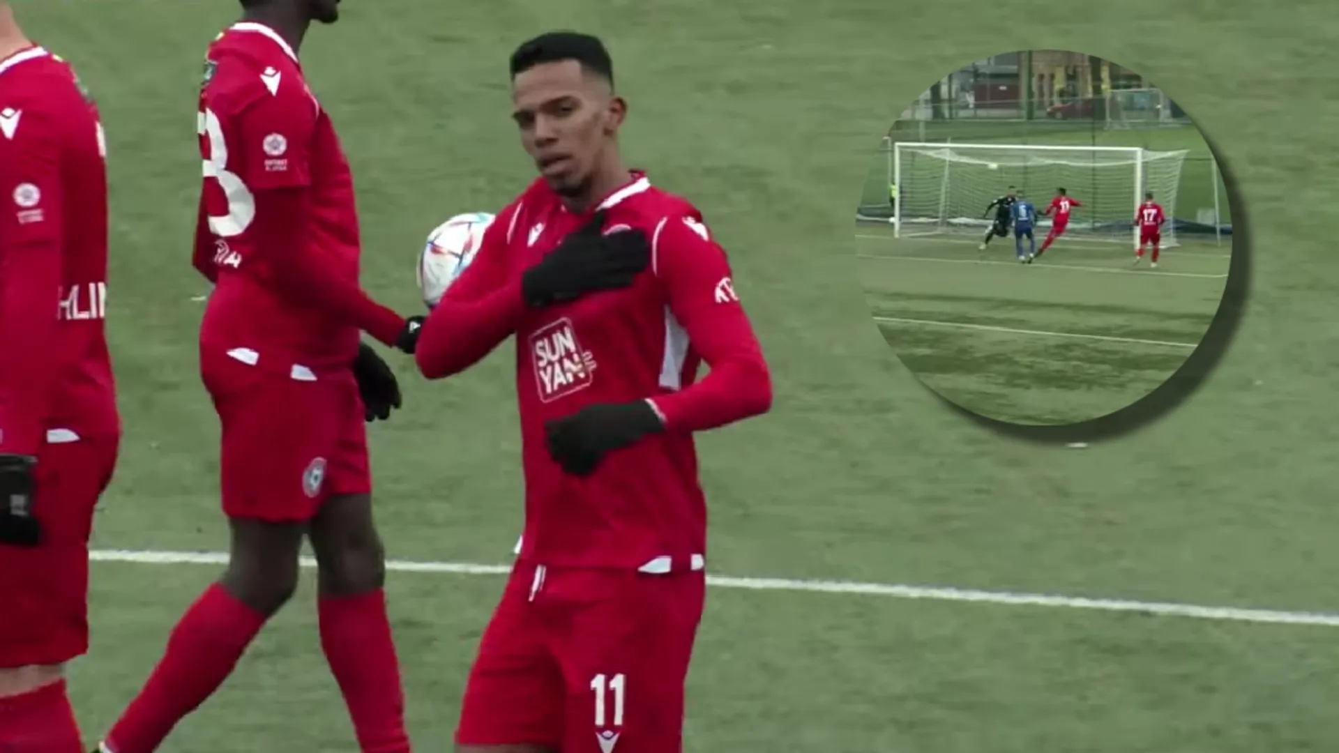 Ariagner Smith volvió a marcar y fue vital en el triunfo de su equipo (VIDEO)
