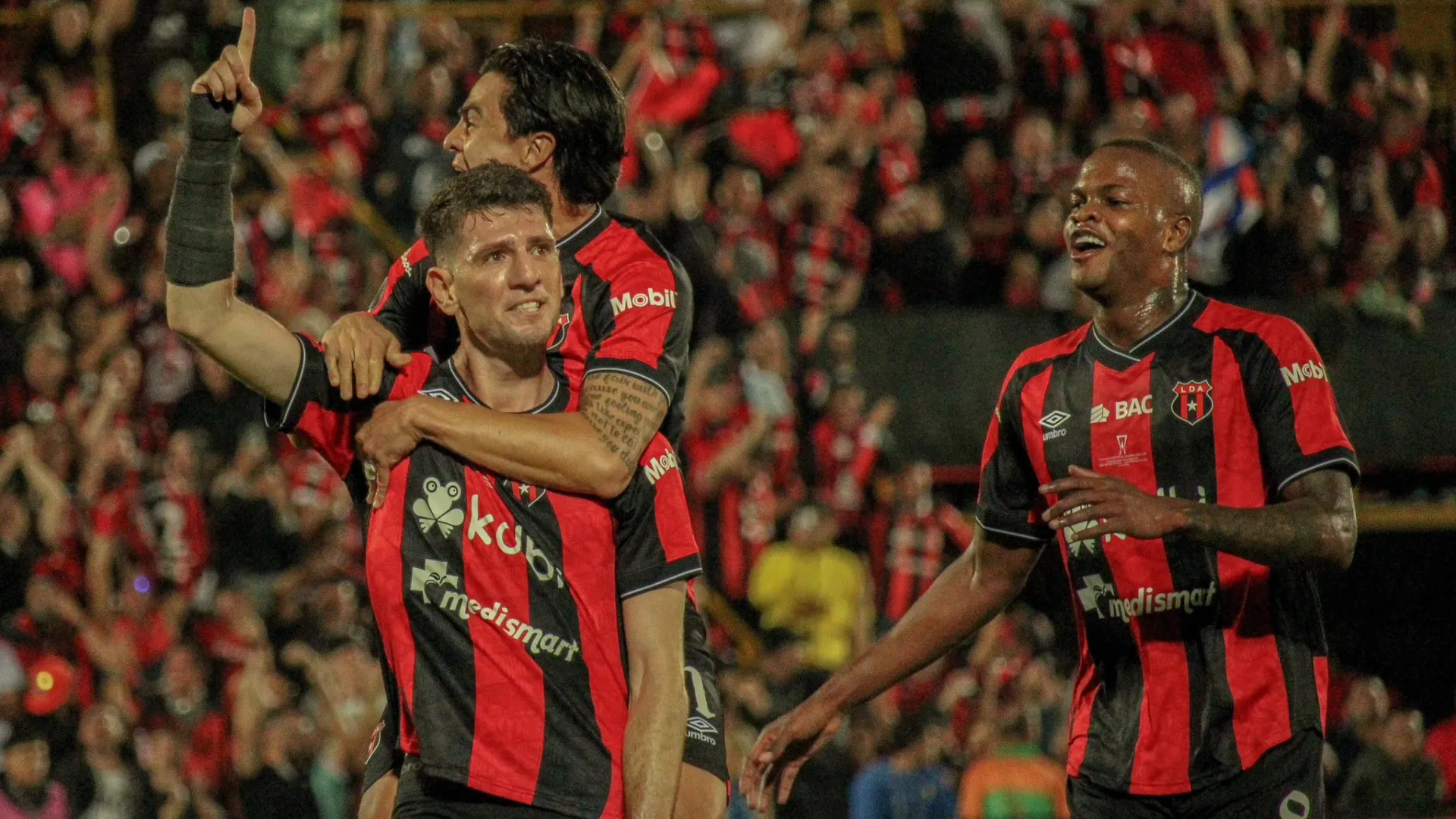 Centroamérica a sus pies: Alajuelense es bicampeón y alcanza un increíble récord a nivel mundial