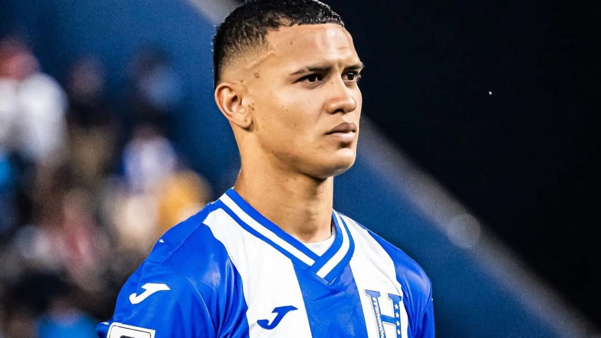 Kervin Arriaga sin temor alguno responde a la polémica con periodista hondureño y el boleto al Mundial 2026