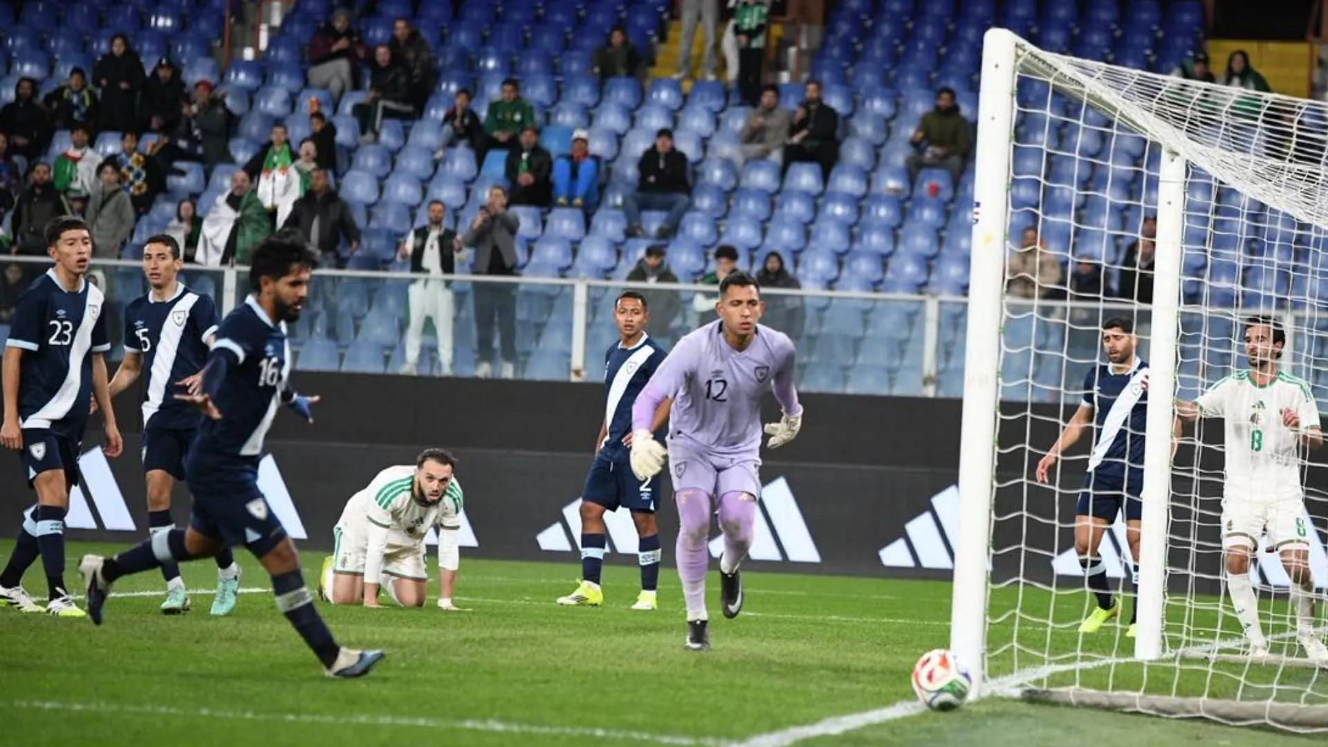 El gesto de la Selección de Guatemala que indigna a la afición tras ser goleada contra Argelia