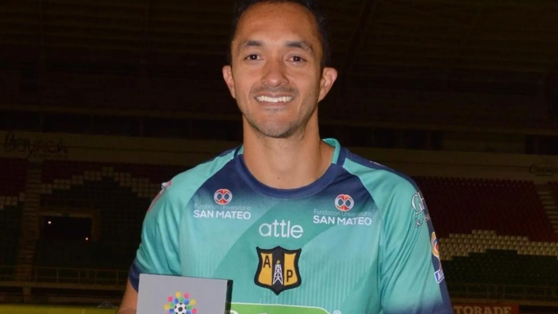Ricardo Jerez fue una muralla y otra vez ganó premio a ‘jugador del partido’