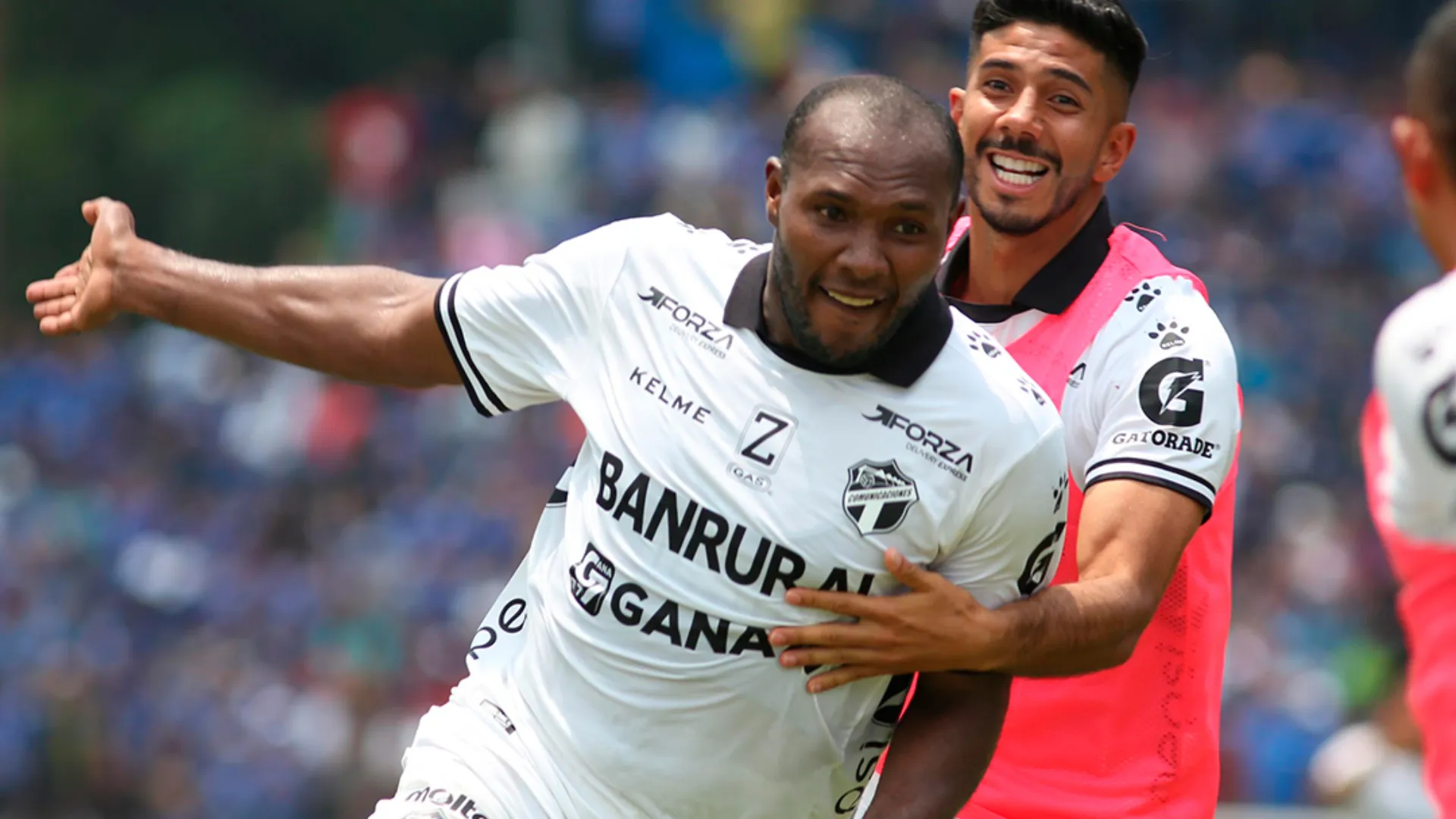 Comunicaciones venció a Cobán para convertirse en el primer semifinalista del Clausura 2024 de Guatemala (VIDEO)