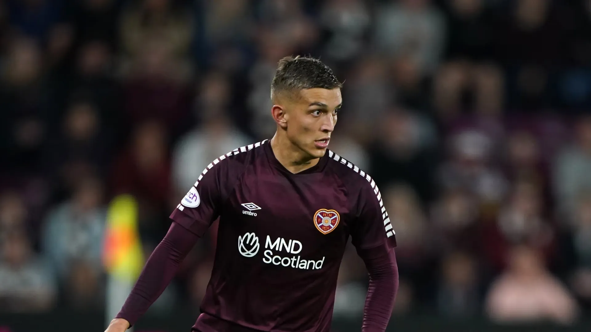 "Ingenuo": hasta el ex DT del Hearts tiene algo que decir sobre Kenneth Vargas