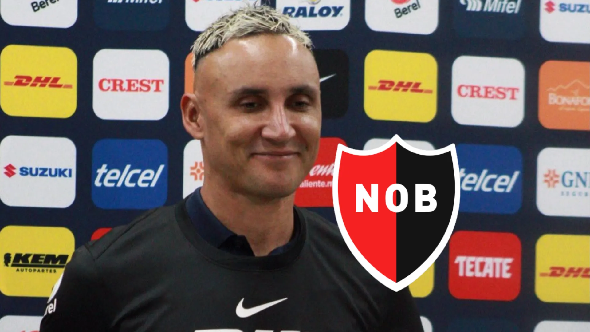 newells-keylor navas-presentacion-pumas