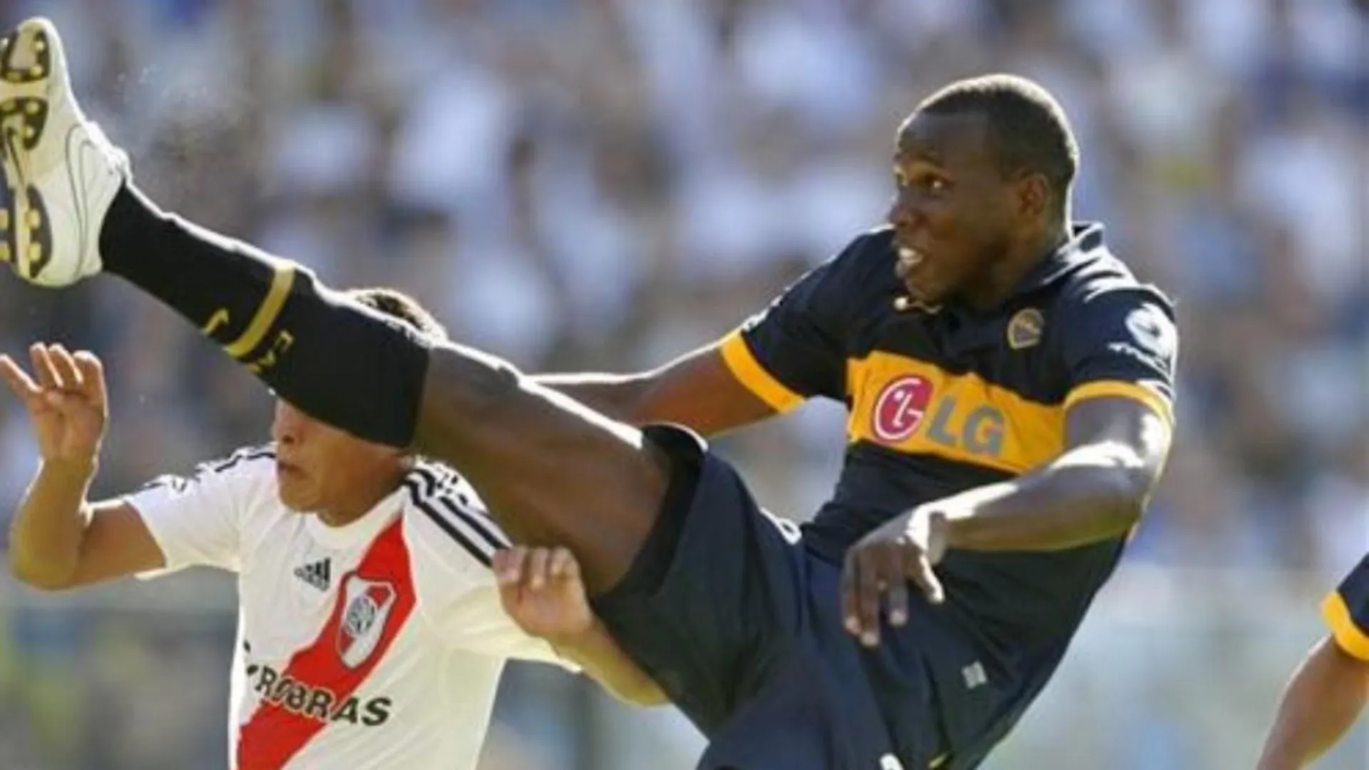 Breyner Bonilla: el defensor ex-Boca que jugará en Honduras
