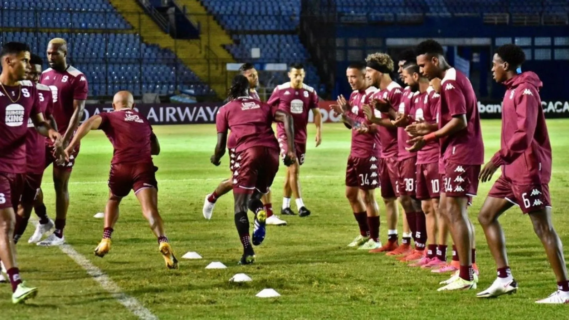 Saprissa y una montaña de memes tras ser eliminado por Comunicaciones en Liga Concacaf