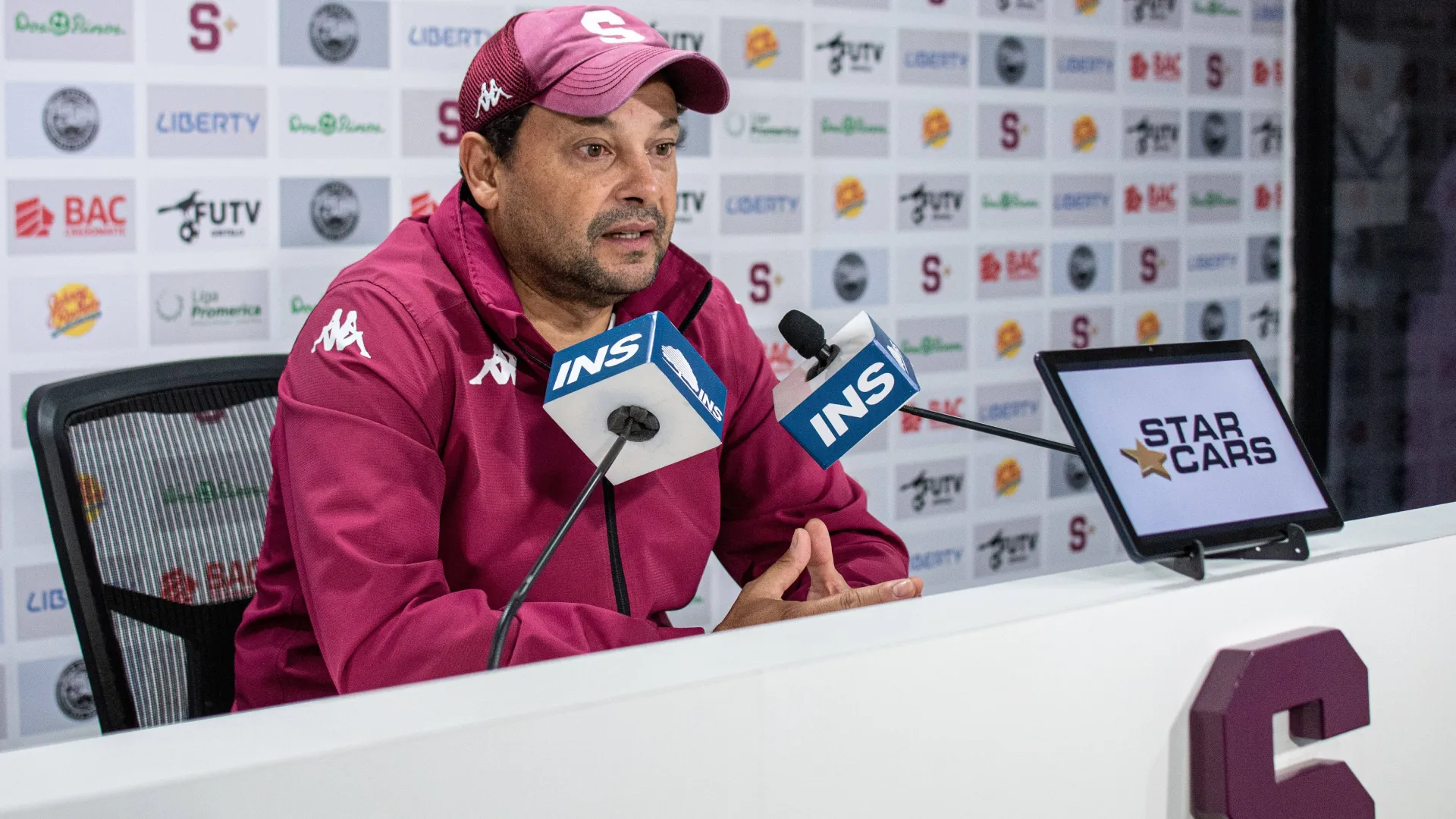 Jeaustin Campos esperó a que Vladimir Quesada se fuera de Saprissa para decir lo que tenía guardado