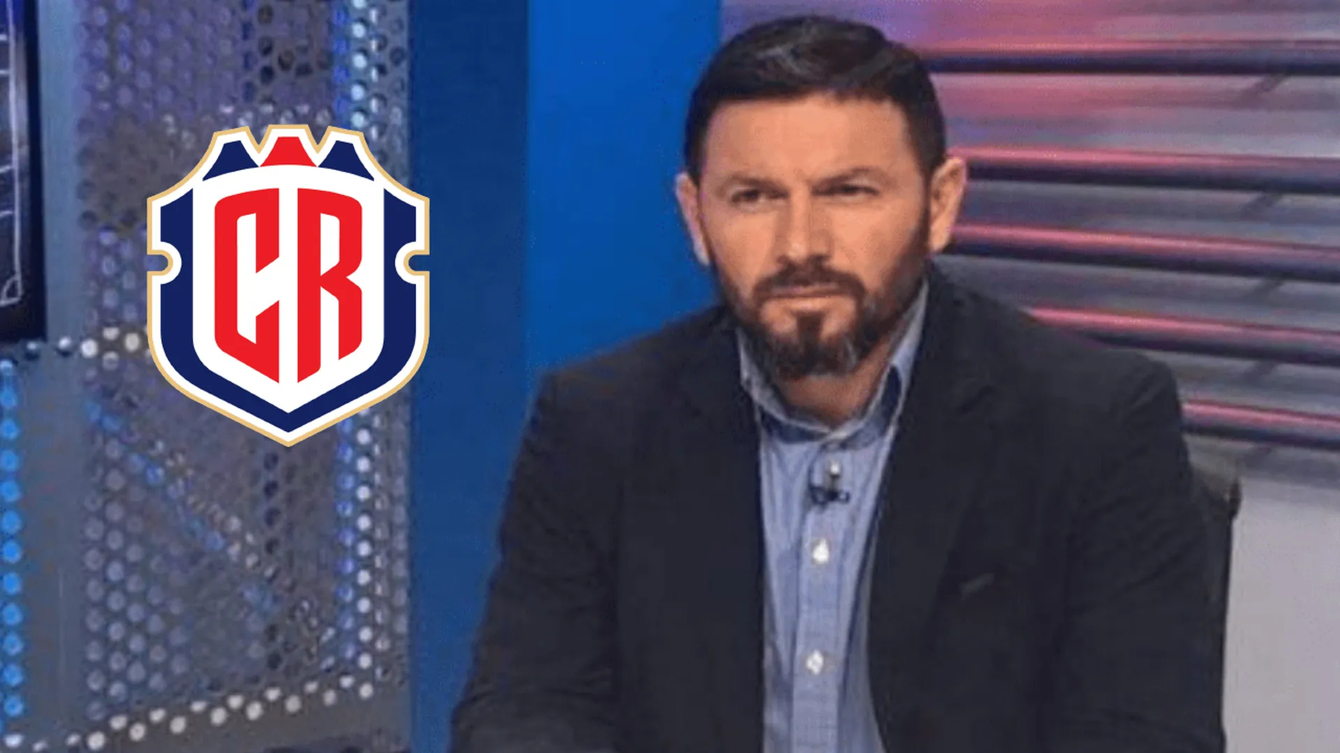 Rolando Fonseca arremete contra la Fedefutbol y defiende a Luis Fernando Suárez