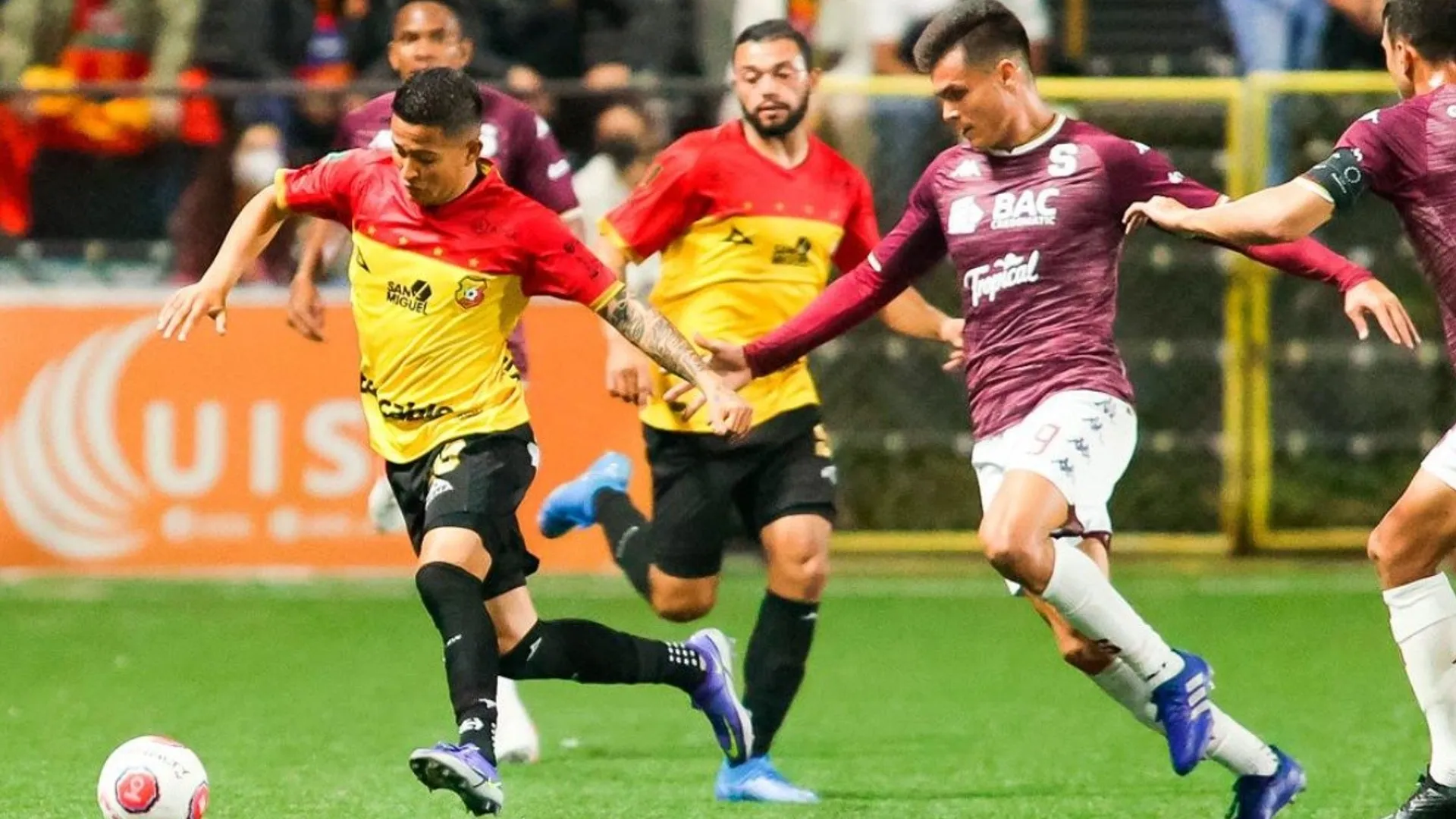 Herediano vende al Saprissa a uno de sus jugadores