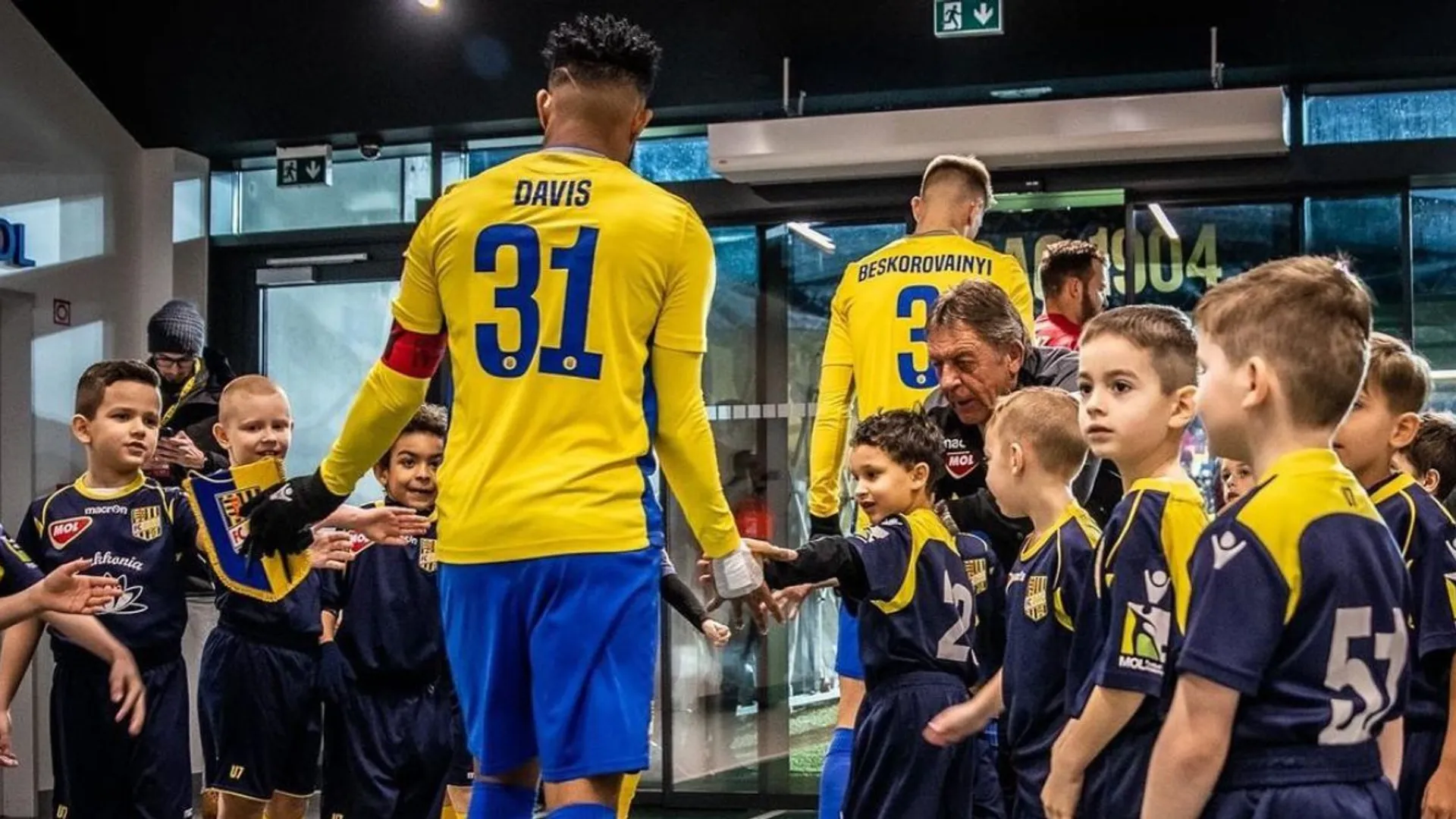 Aficionados del DAC piden que se retire la camiseta número 31 en honor a Erick Davis