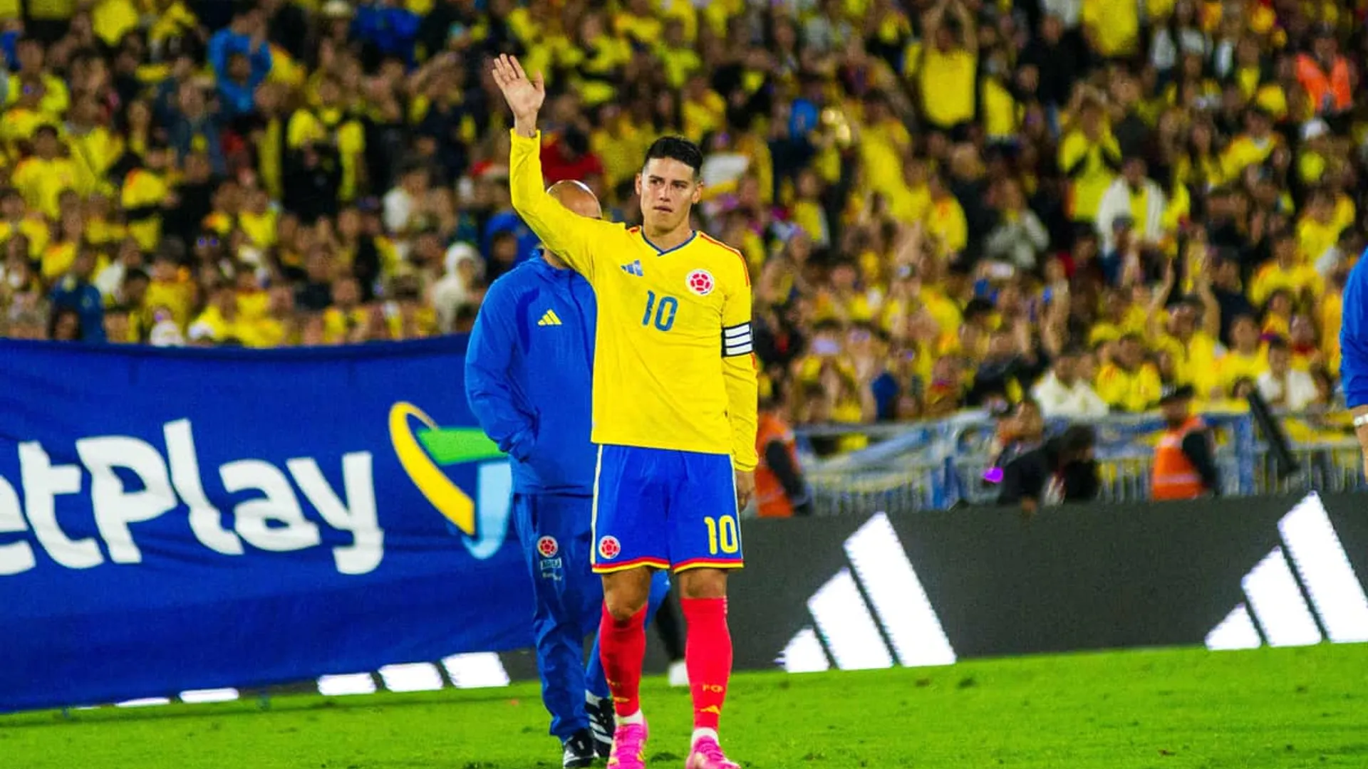 Bryan Ruiz da el sí para dirigir a Costa Rica: qué falta para formalizar su llegada a La Sele
