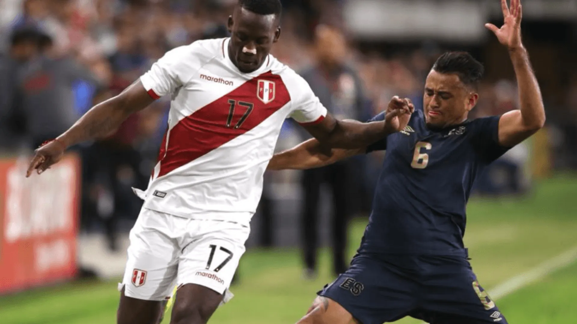 La Selección de El Salvador se derrumbó y Perú aprovechó para golearla 4-1