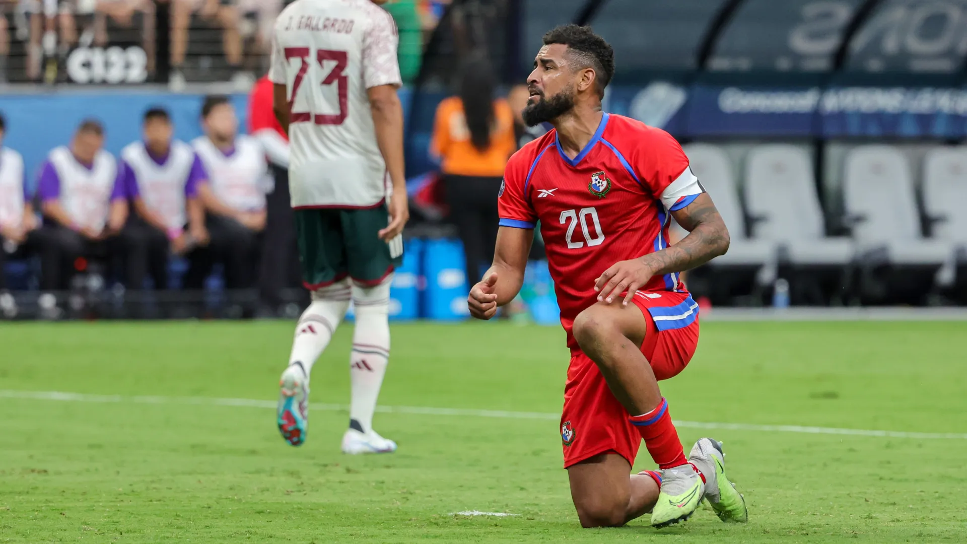 Aníbal Godoy reveló que los jugadores se preocuparon por una posible salida de Thomas Christiansen