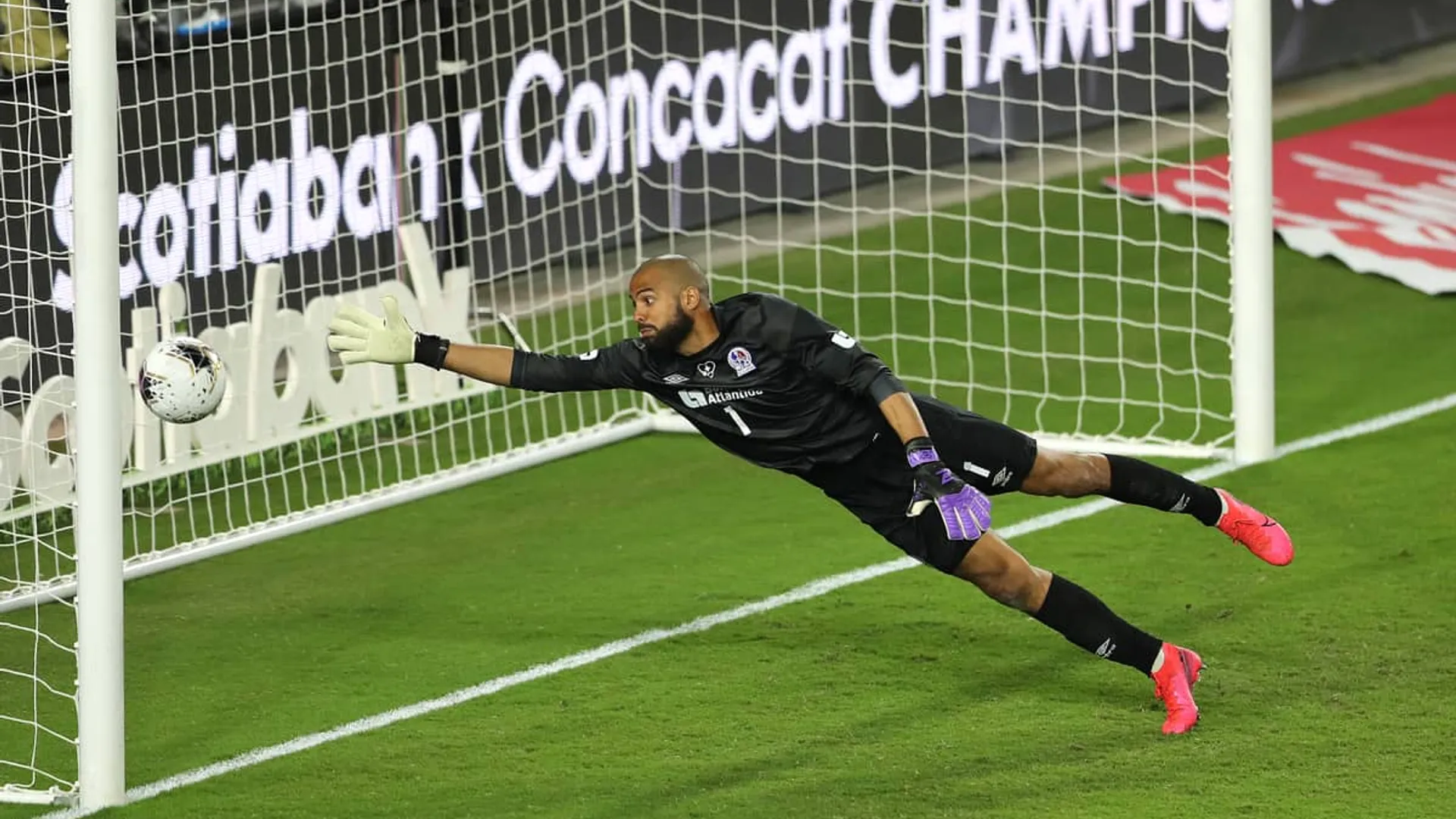 Edrick Menjívar habla de su salida de Olimpia y en dónde le gustaría jugar