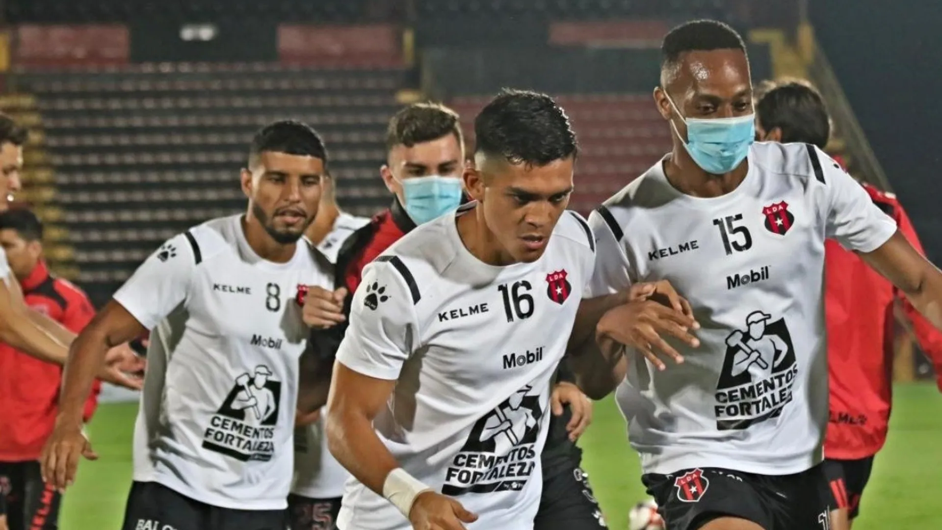 Alajuelense confirmó nuevos casos de COVID-19 y serán baja ante Sporting San José