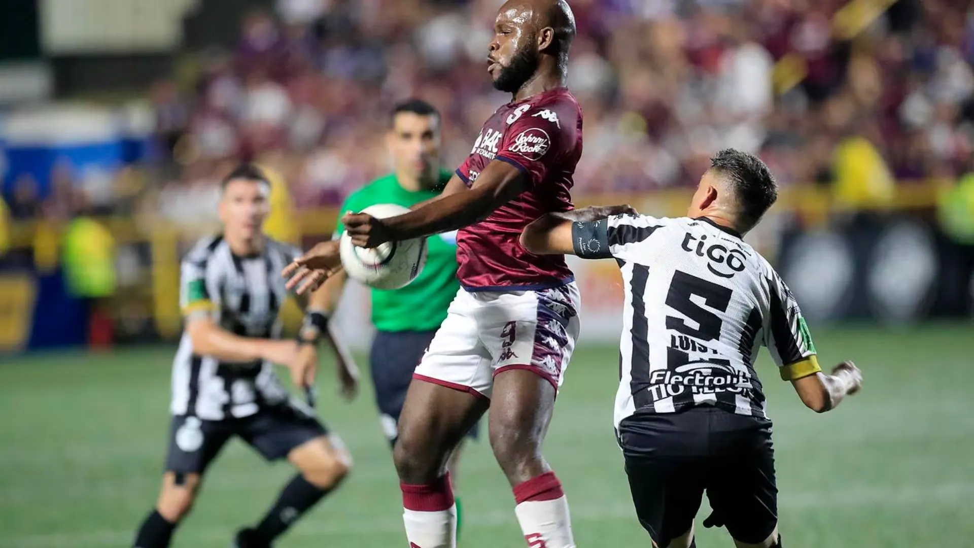 Saprissa venció 2-0 a Sporting FC y recuperó la sonrisa (VIDEO)