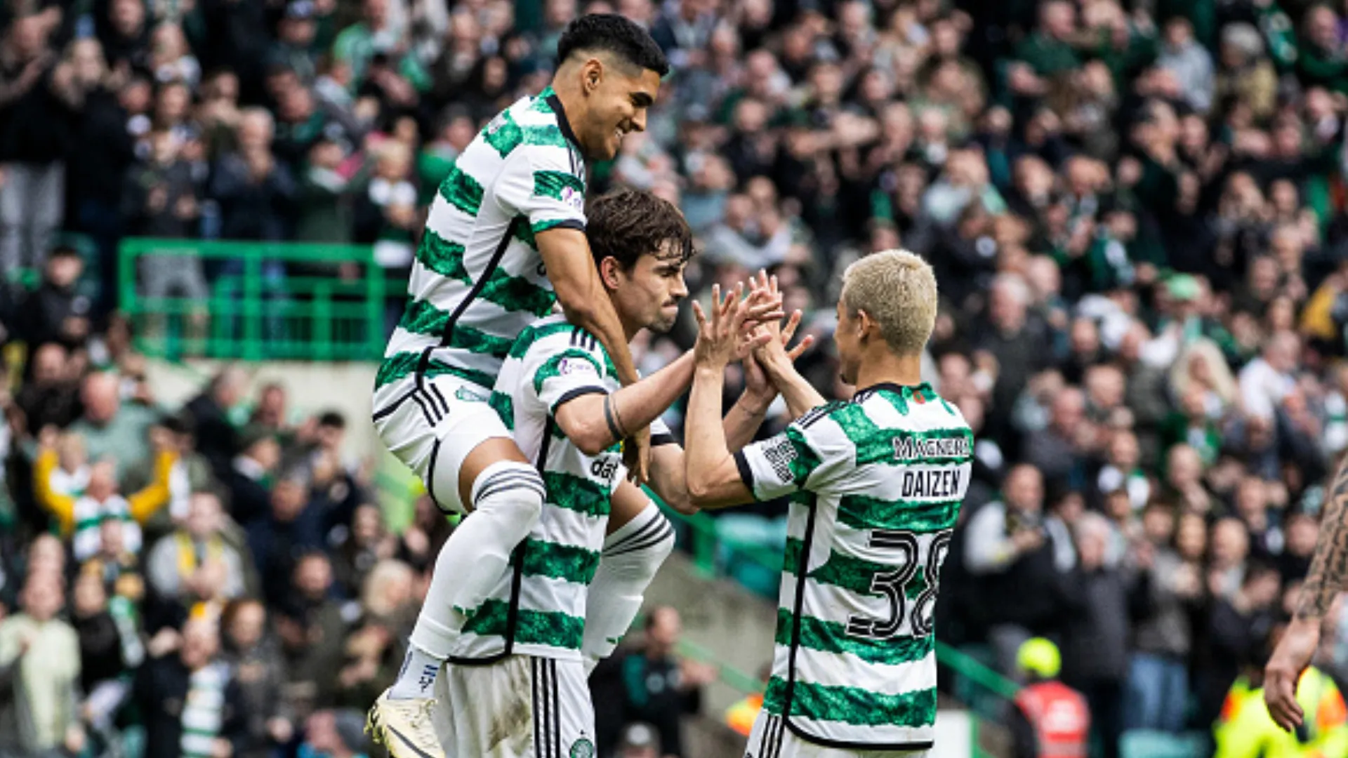Celtic y Luis Palma golean para ponerse a un paso del título en Escocia