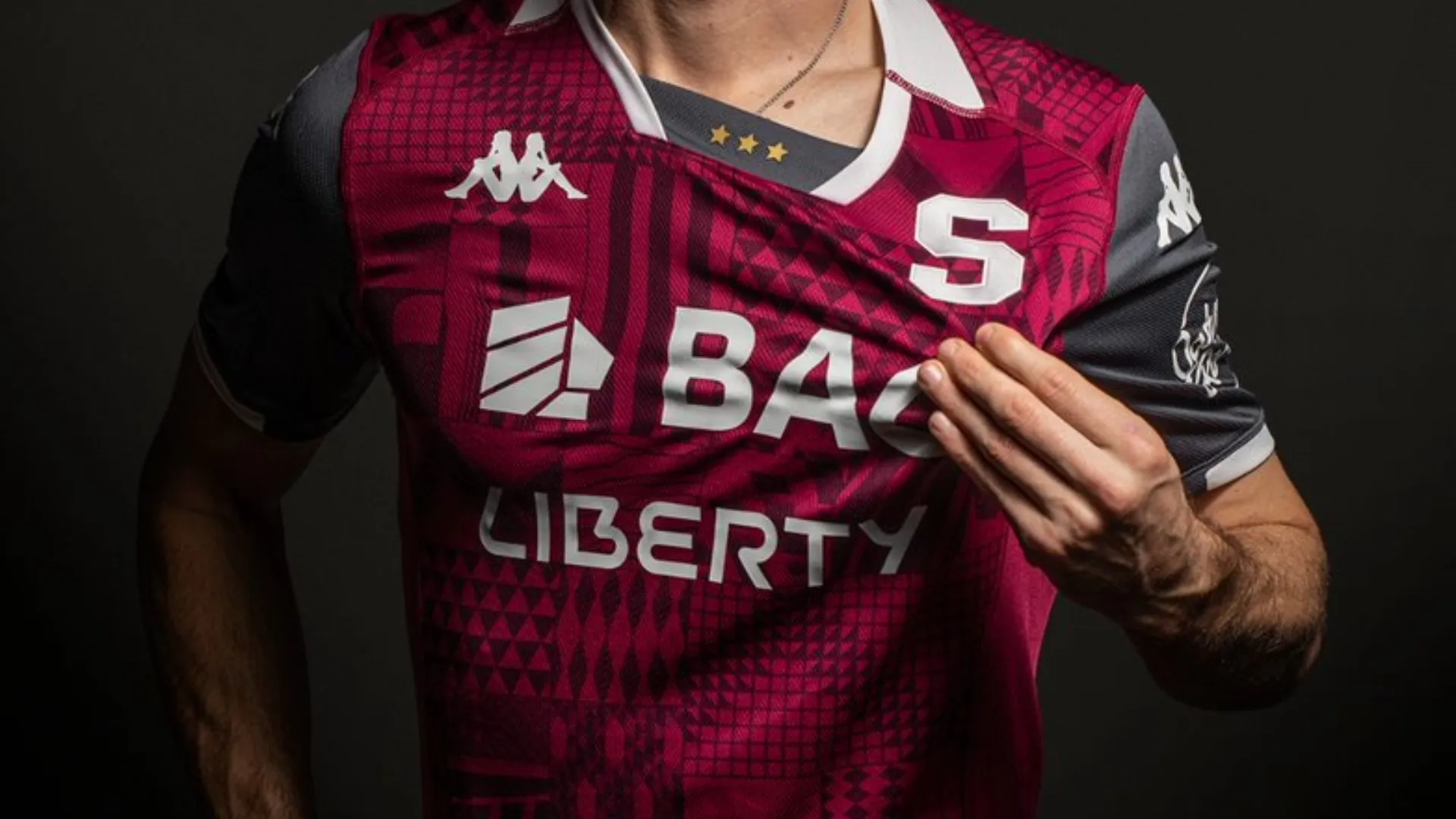 Saprissa quiere a un delantero para acompañar a Merino.