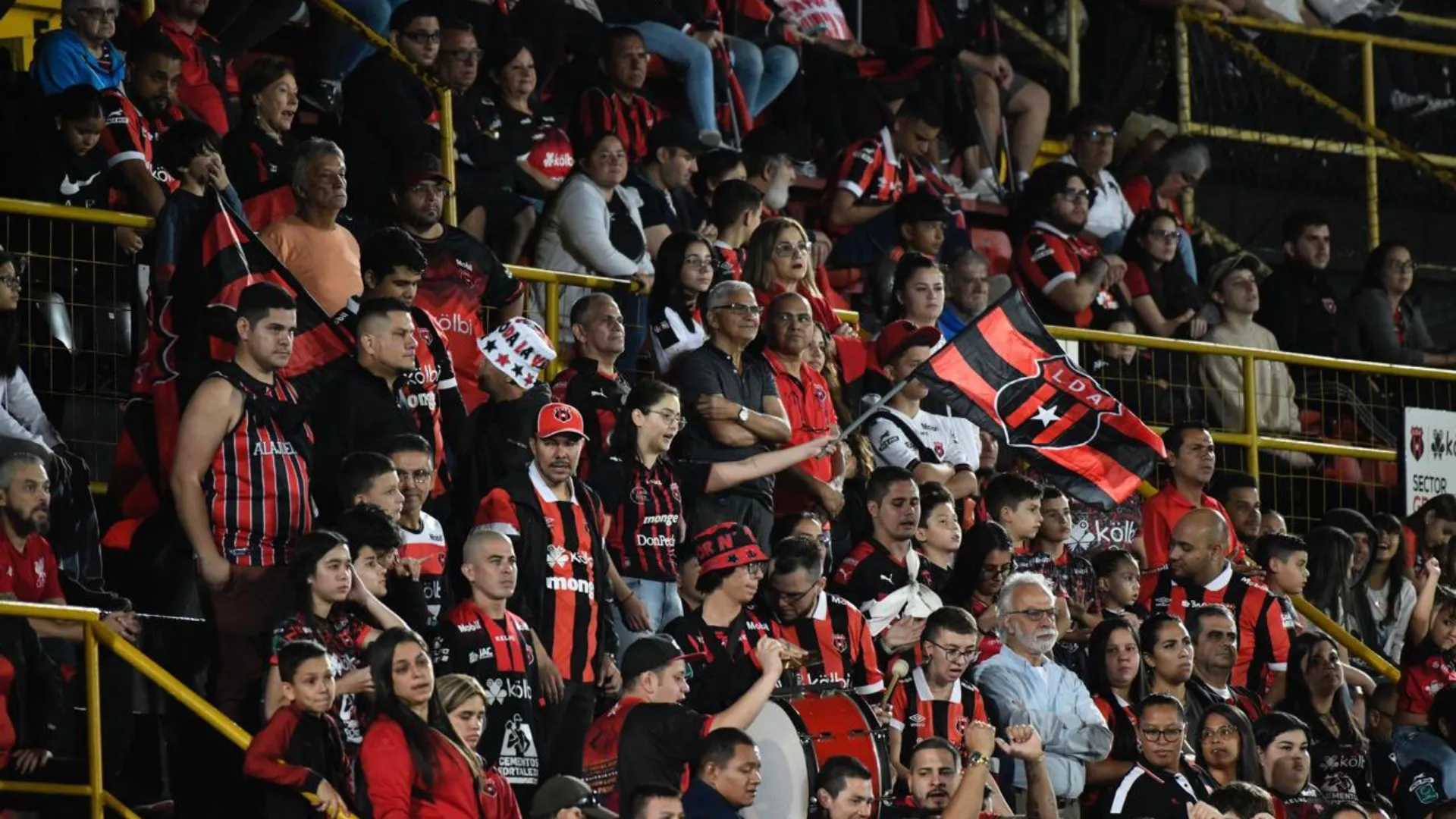 Alajuelense da la noticia tan esperada.