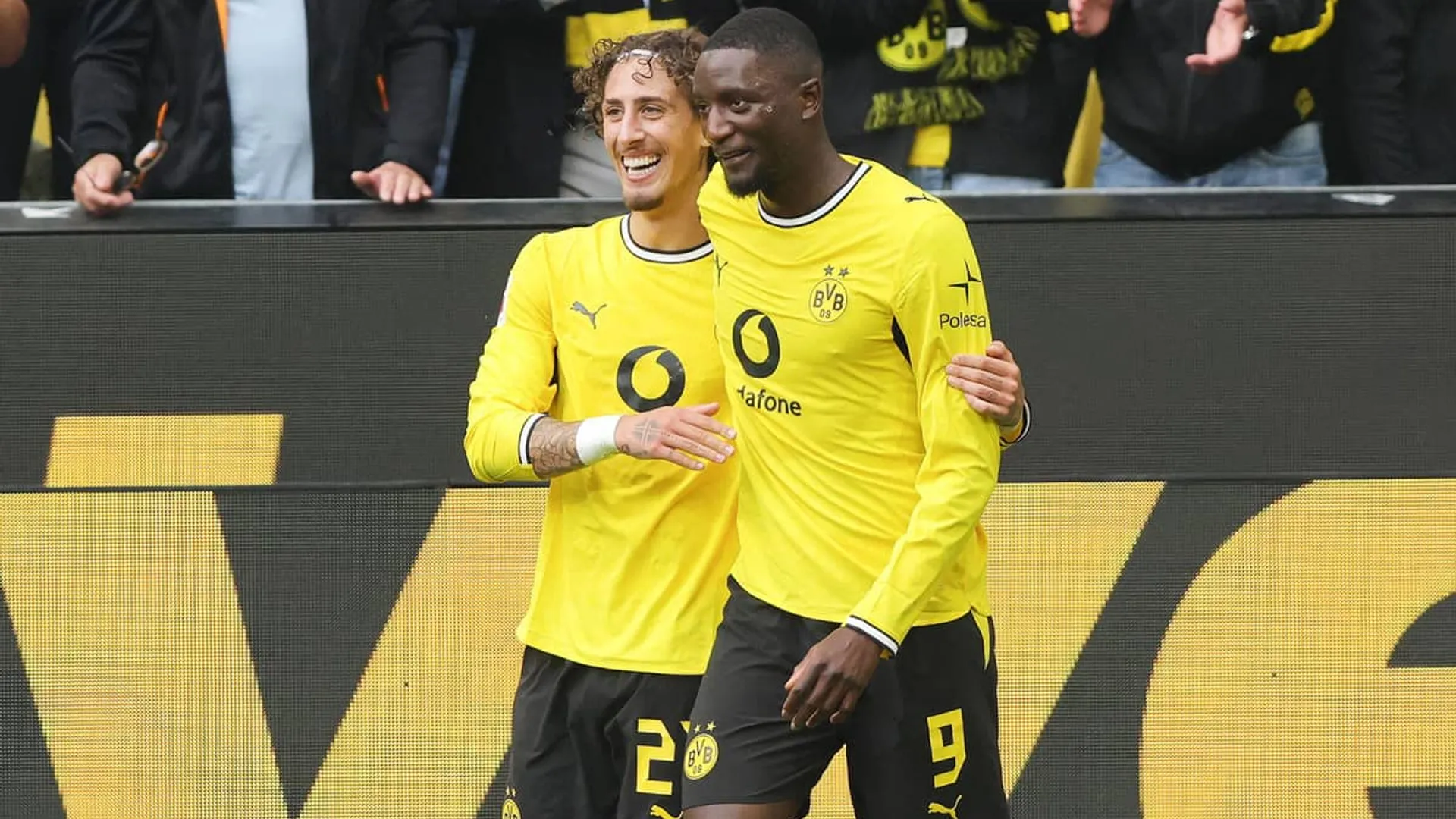 Manchester United monitorea a Guirassy para enero si Zirkzee sale del club