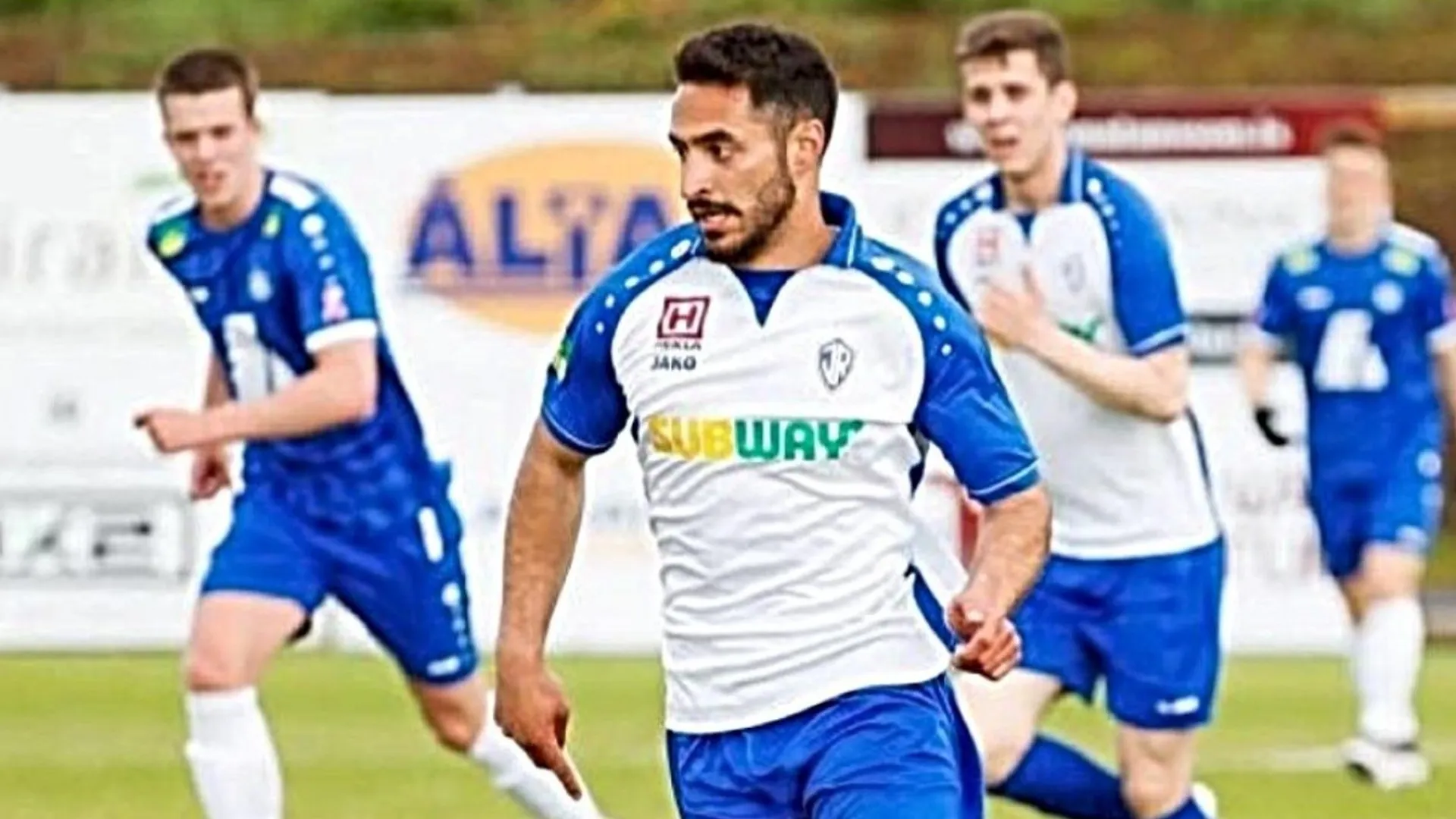 Jugador guatemalteco abandona Europa para fichar con Sacachispas