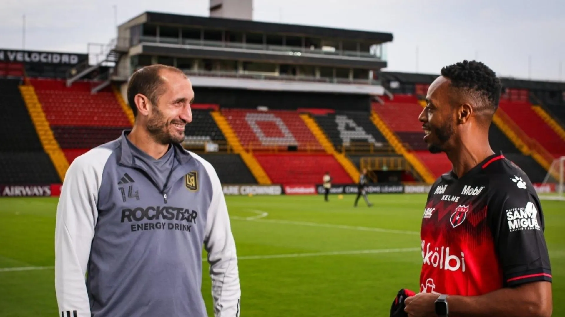 El detalle de Alajuelense con Giorgio Chiellini previo al duelo ante Los Angeles FC