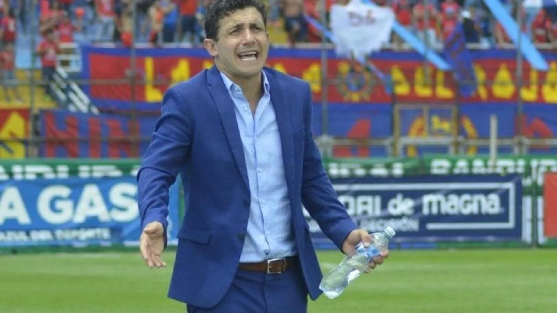 Sebastián Bini, DT de Municipal, explota contra la presencia de los aficionados del Guastatoya en la final