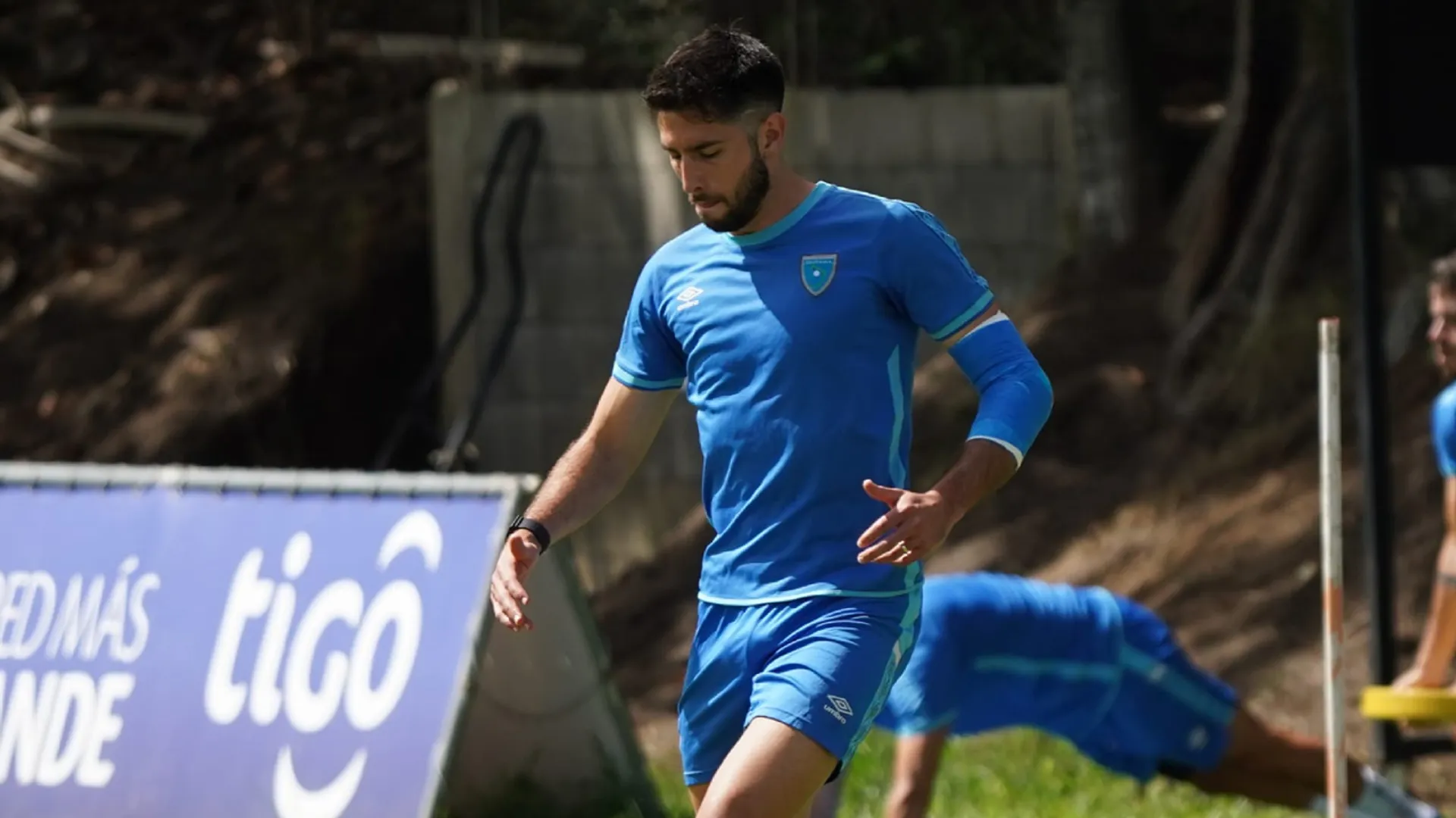 Nicolás Samayoa afirmó que depende de Luis Fernando Tena su aparición en el Guatemala ante Trinidad y Tobago