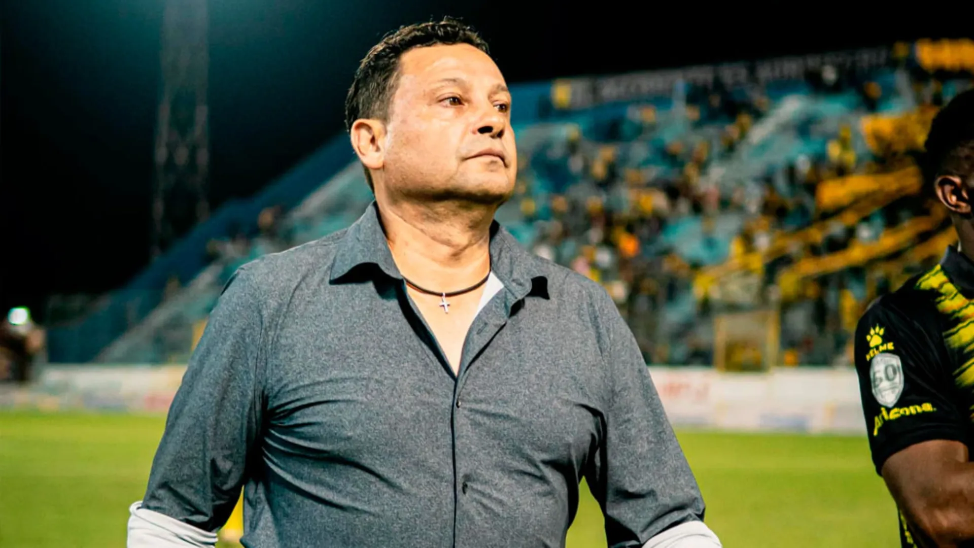 Jeaustin Campos se fue de Real España.