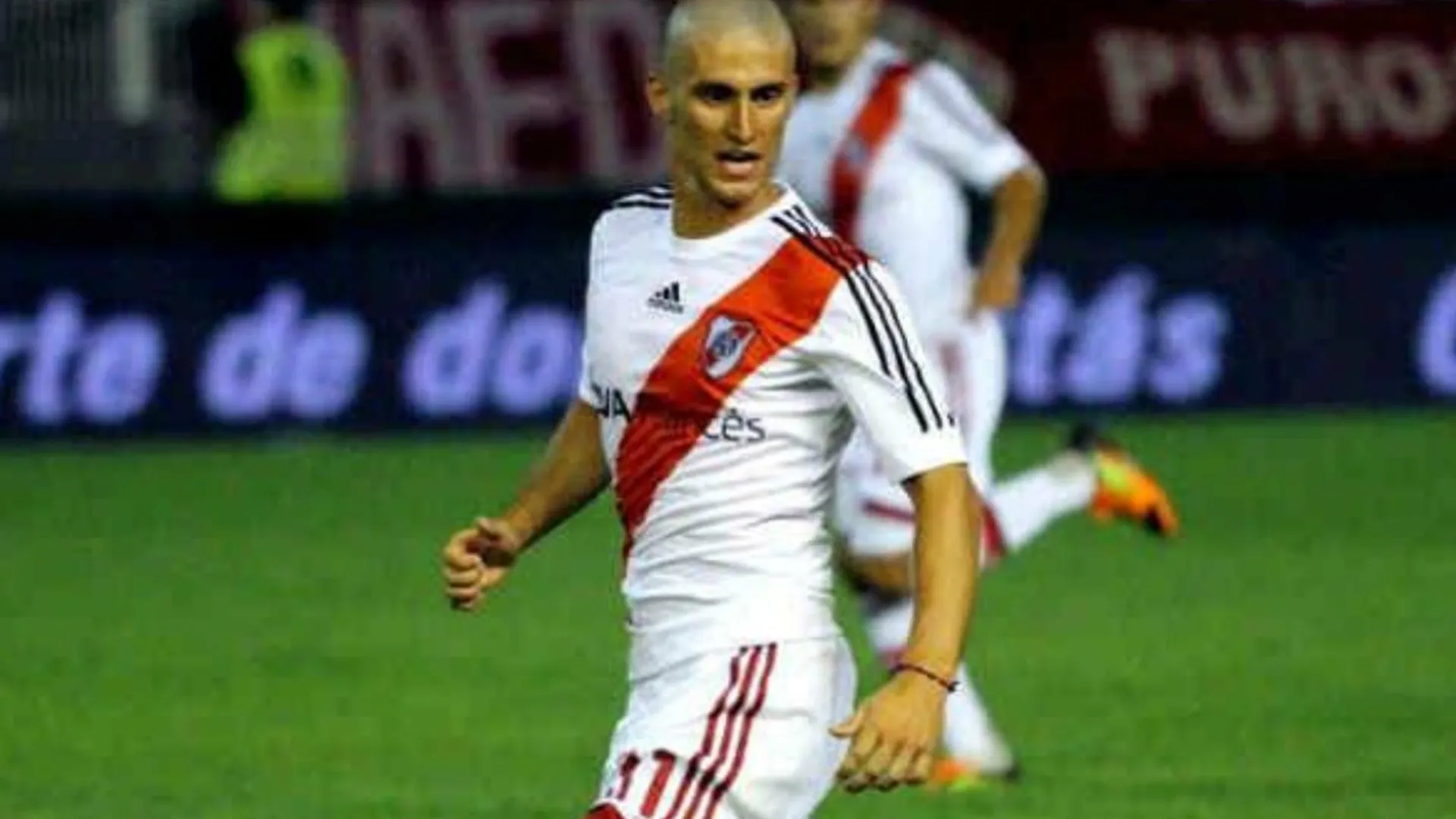 Saprissa negocia para traer a ex jugador de River Plate
