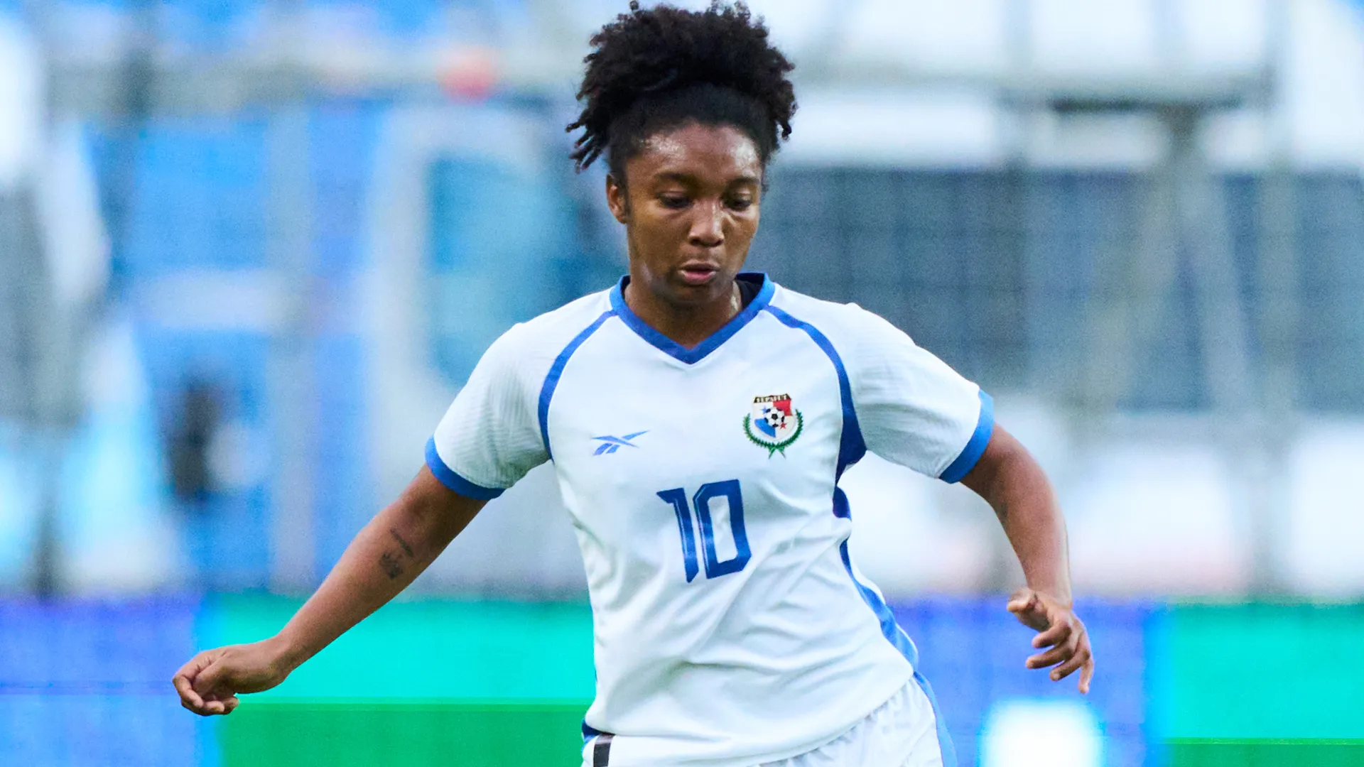 ESPN destaca a Marta Cox entre las figuras de la Copa Oro W