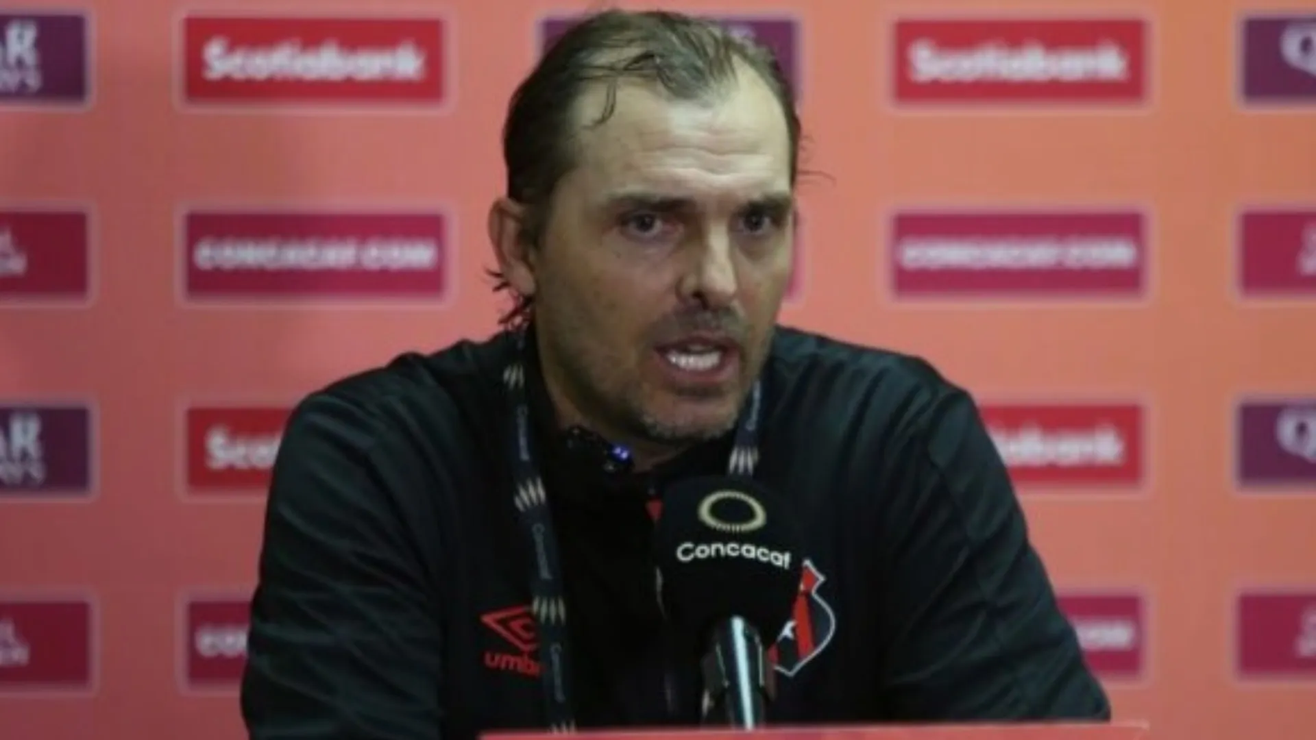 ¿Terminado? Desde Alajuelense piden la renuncia de Andrés Carevic