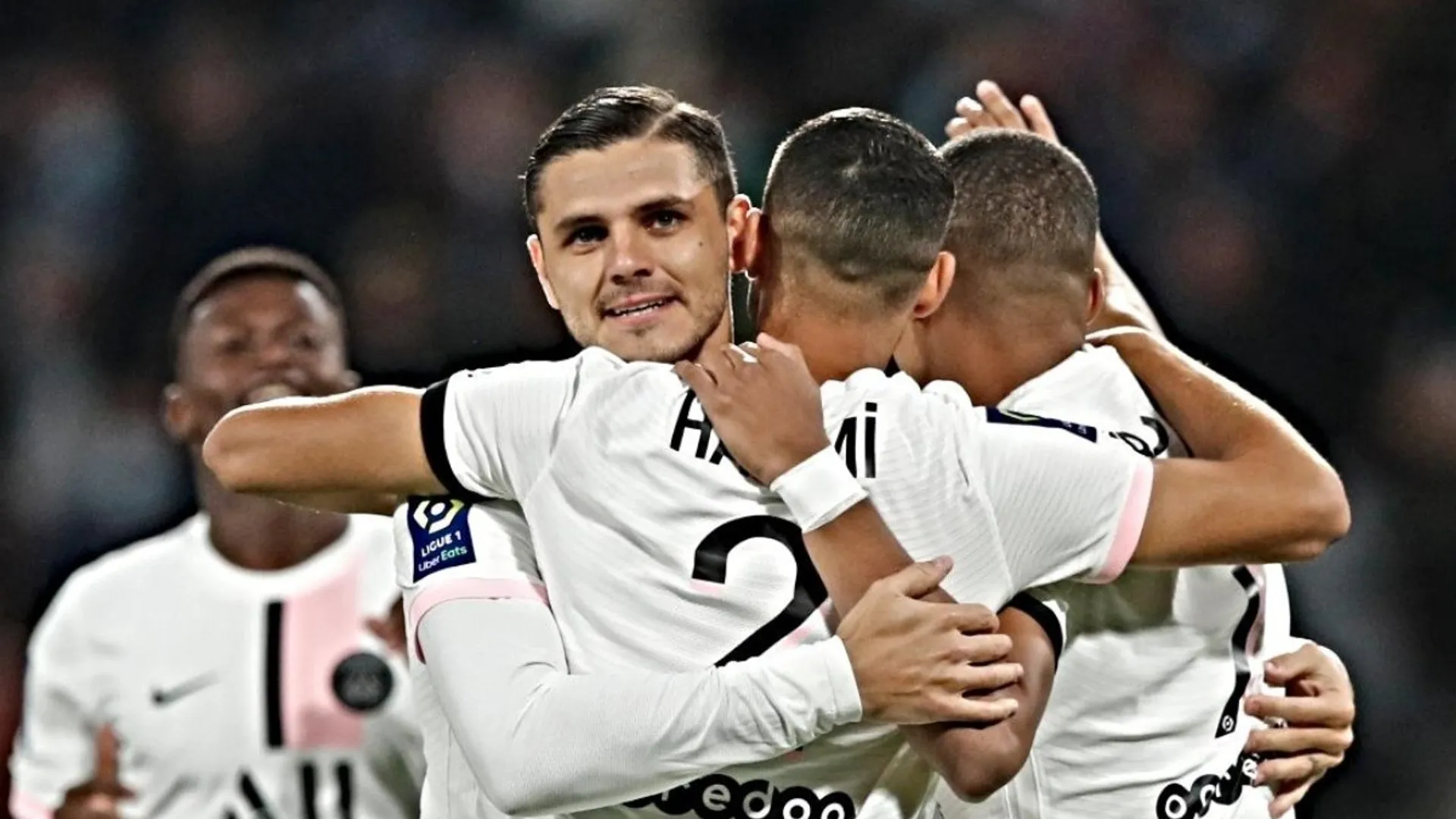 Keylor Navas y Achraf Hakimi fueron las figuras del PSG en la victoria ante el Metz