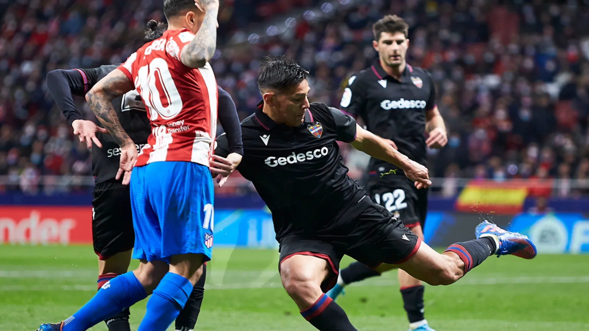 Partidazo de Óscar Duarte en victoria de Levante ante Atlético de Madrid