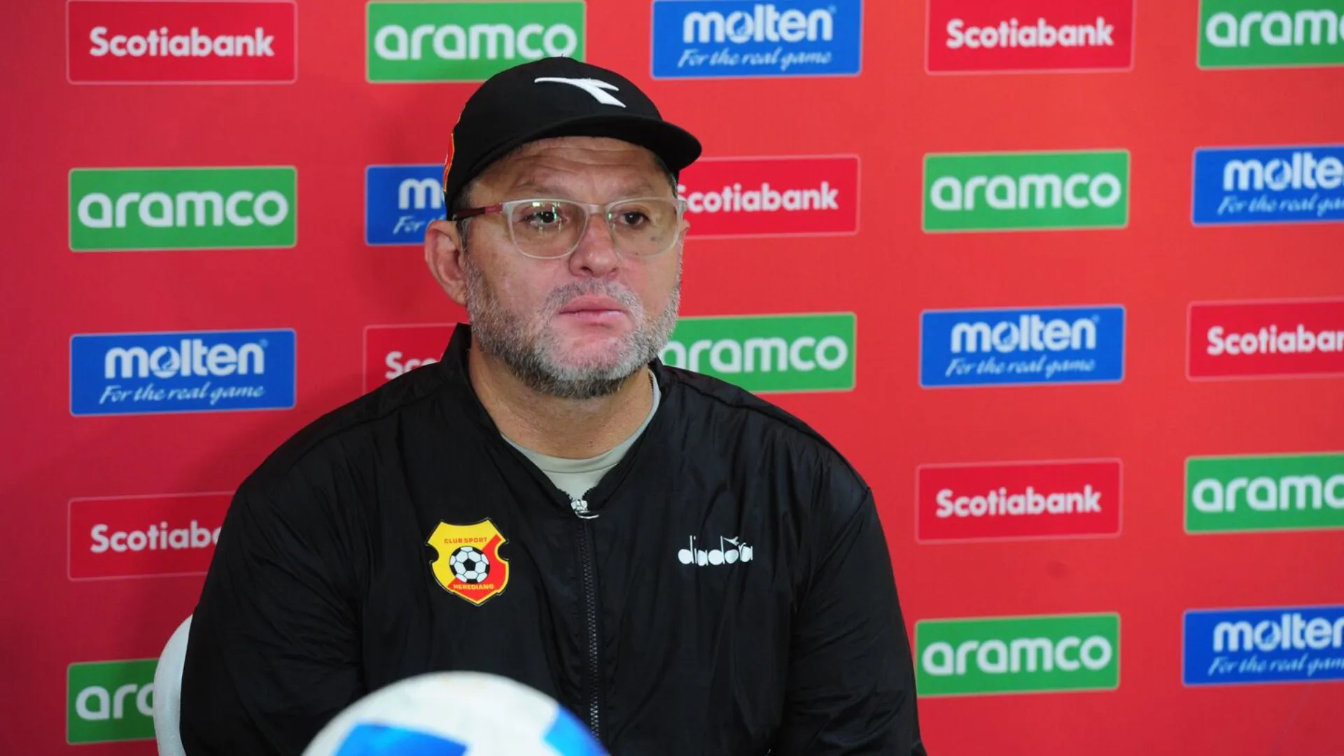 Jafet Soto se prepara para lo peor con Andy Rojas en Herediano