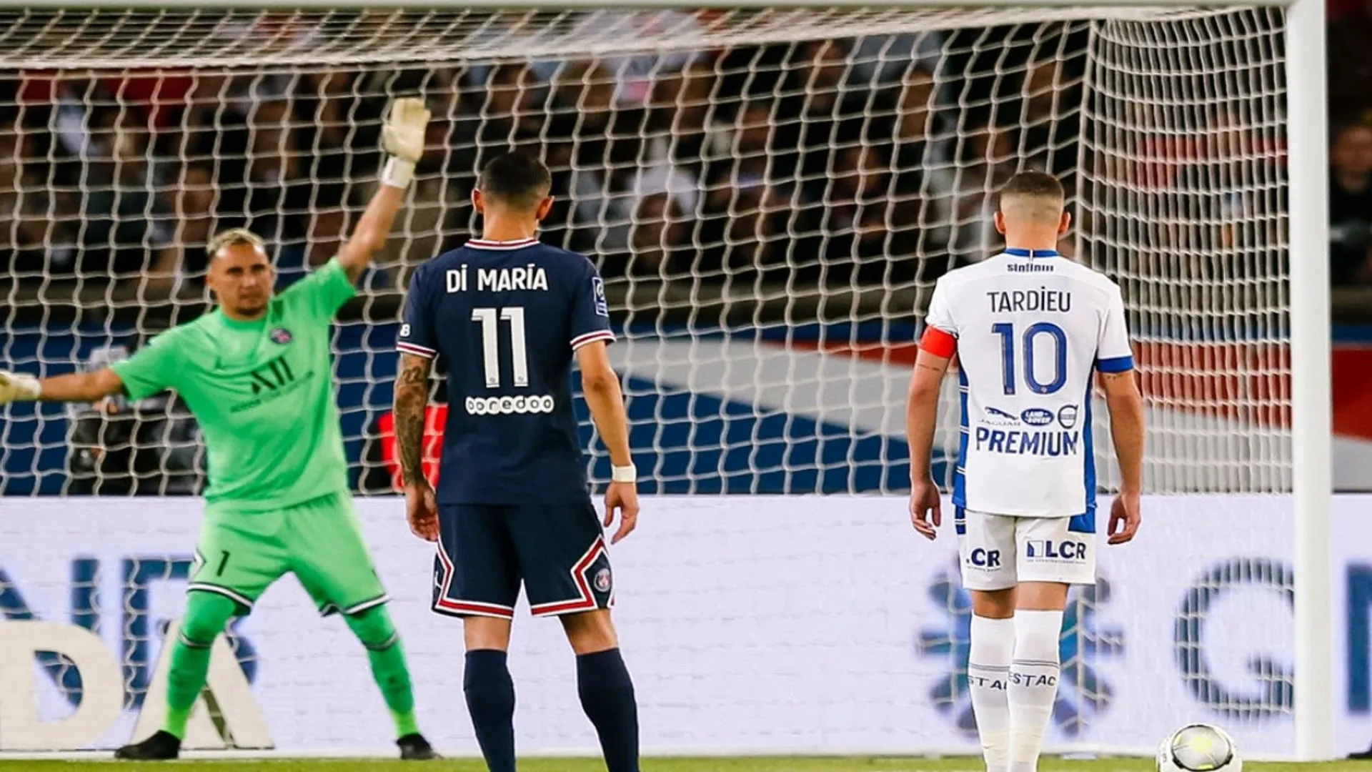 El gol de Panenka que le anotaron a Keylor Navas en empate del PSG ante Troyes (VIDEO)