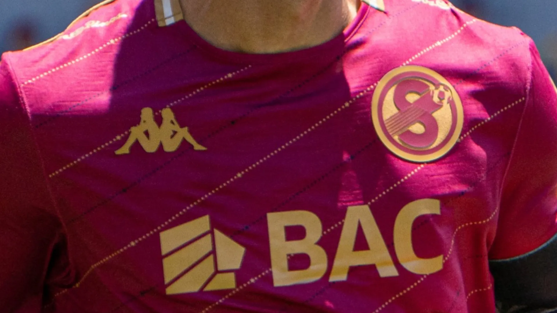saprissa-camiseta