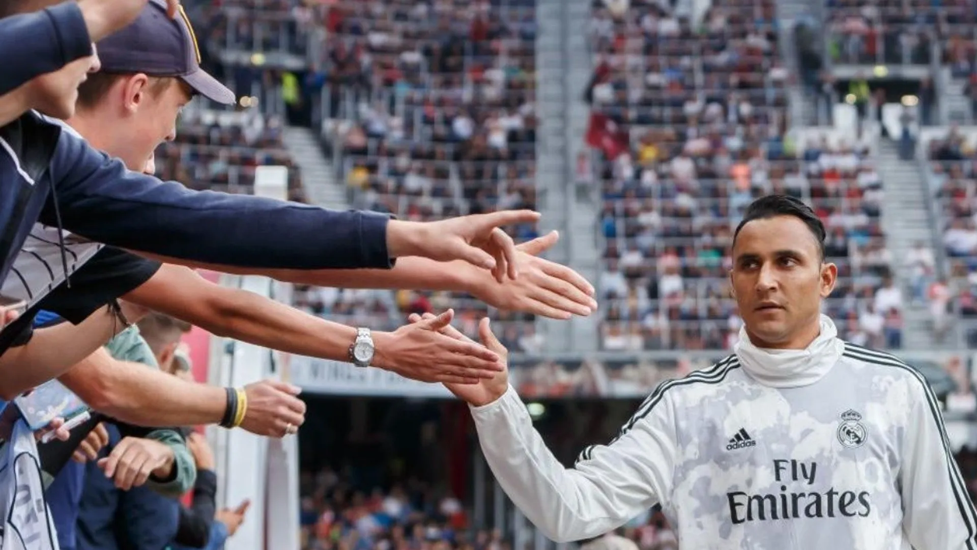 No hay debate entre Keylor y Courtouis por la portería, dice medio madridista