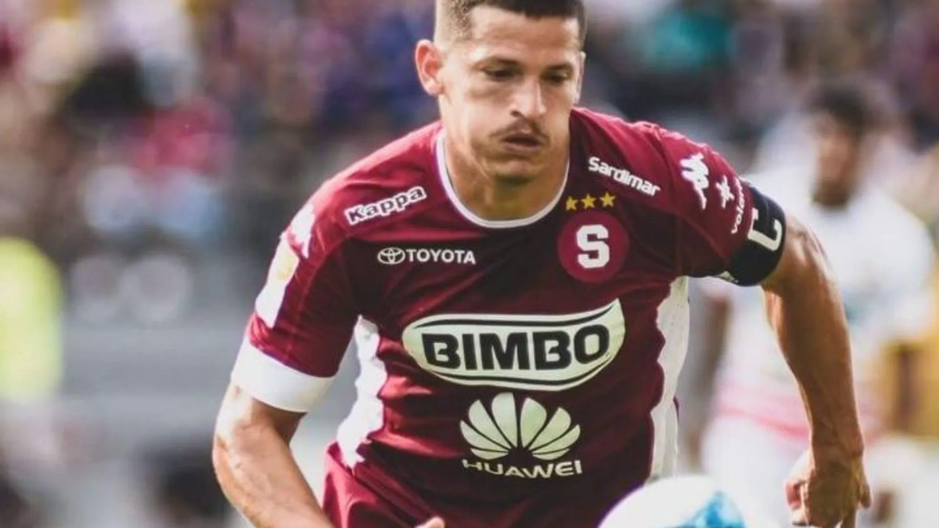 Daniel Colindres se irá a una liga demasiado exótica
