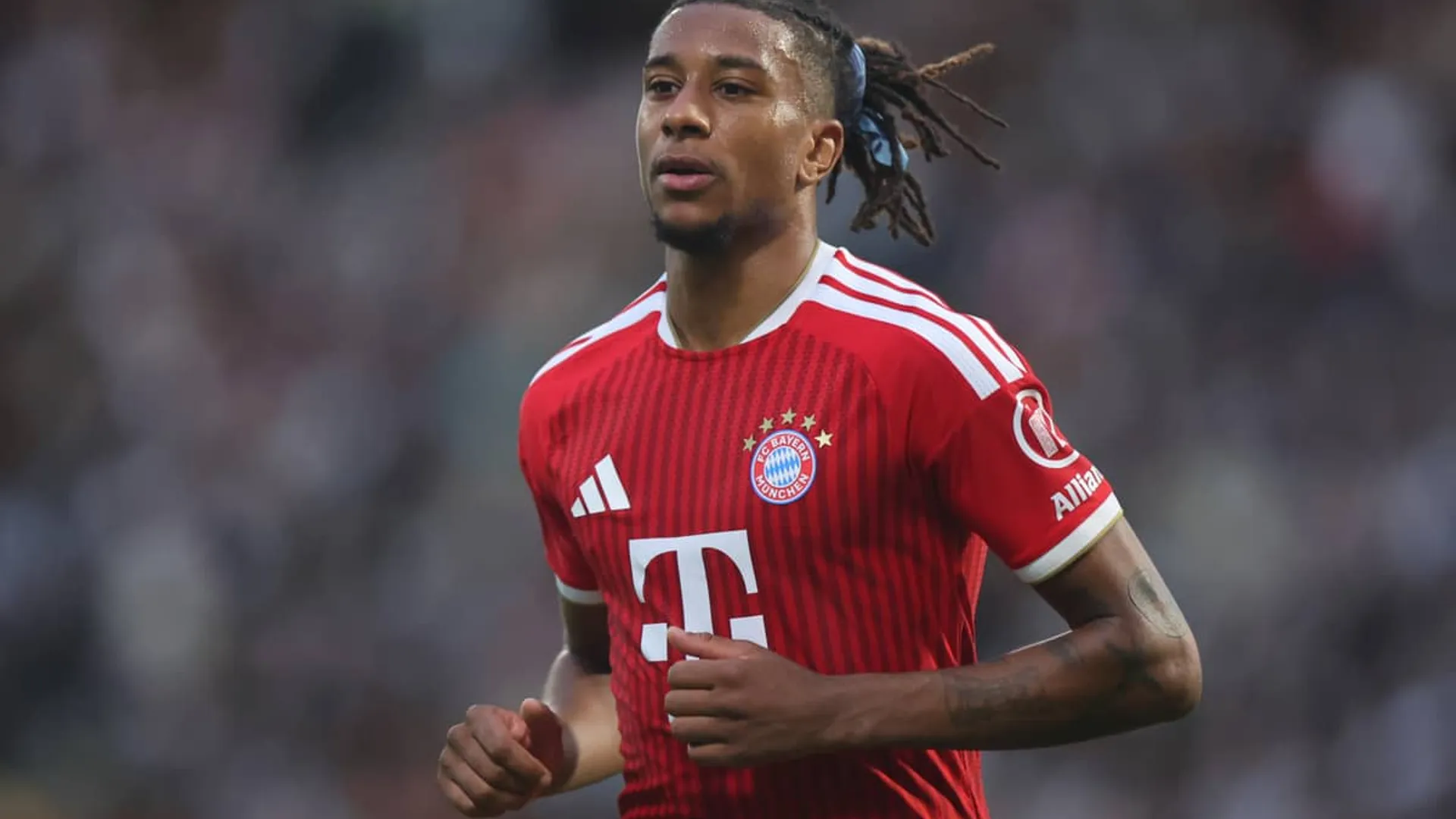 Bayern contemplaría fichar a Florian Wirtz solo si Michael Olise no renueva y termina vendido